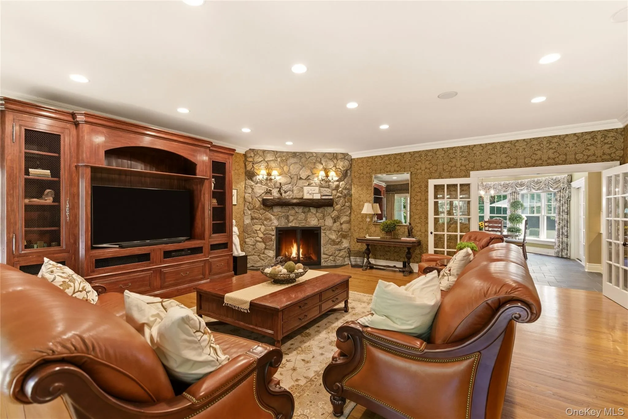 Den-Hub of the Home | Great to Entertain in Den-Hub of the Home | Great to Entertain in