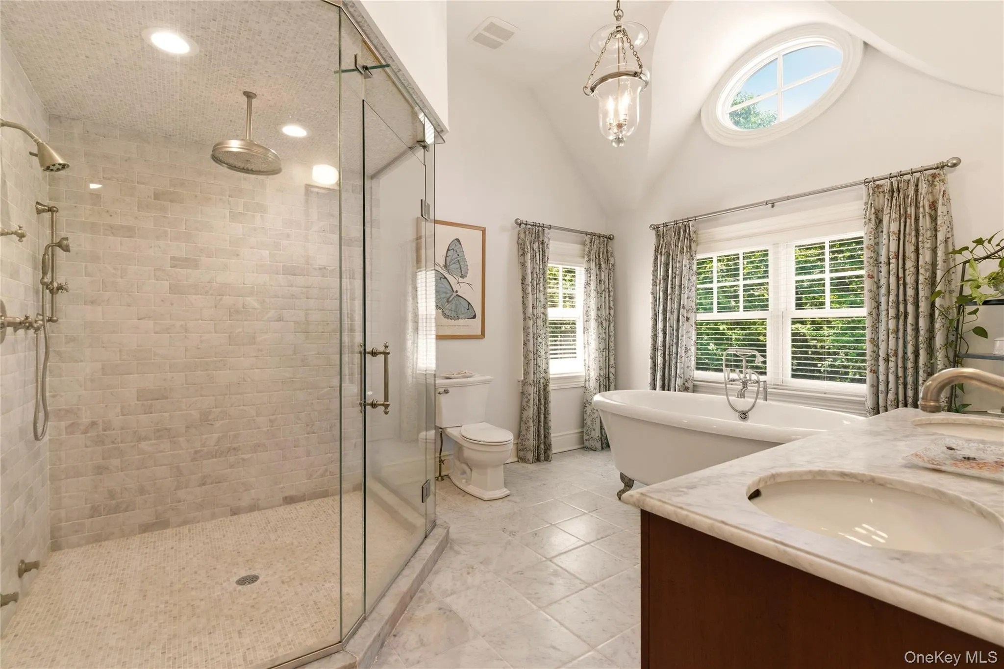 Primary En-Suite Bath Primary En-Suite Bath