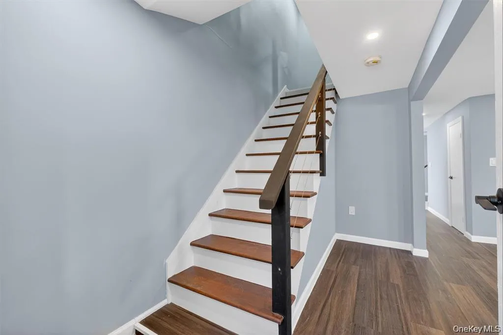 27 Spruce Street, Poughkeepsie, NY, 2 Bedrooms Bedrooms, 6 Rooms Rooms,2 BathroomsBathrooms,Residential,For Rent,Spruce,0,1012829 27 Spruce Street, Poughkeepsie, NY, 2 Bedrooms Bedrooms, 6 Rooms Rooms,2 BathroomsBathrooms,Residential,For Rent,Spruce,0,1012829