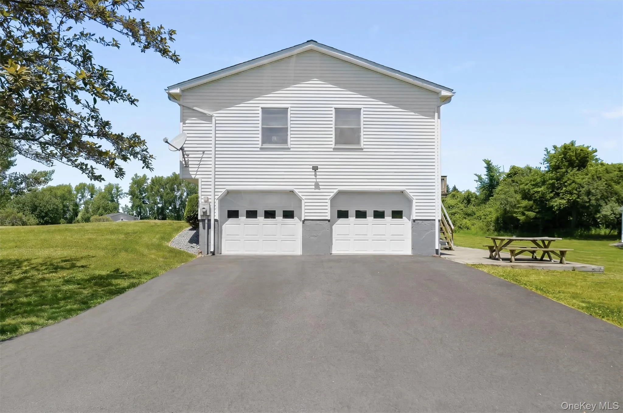 2 car garage 2 car garage