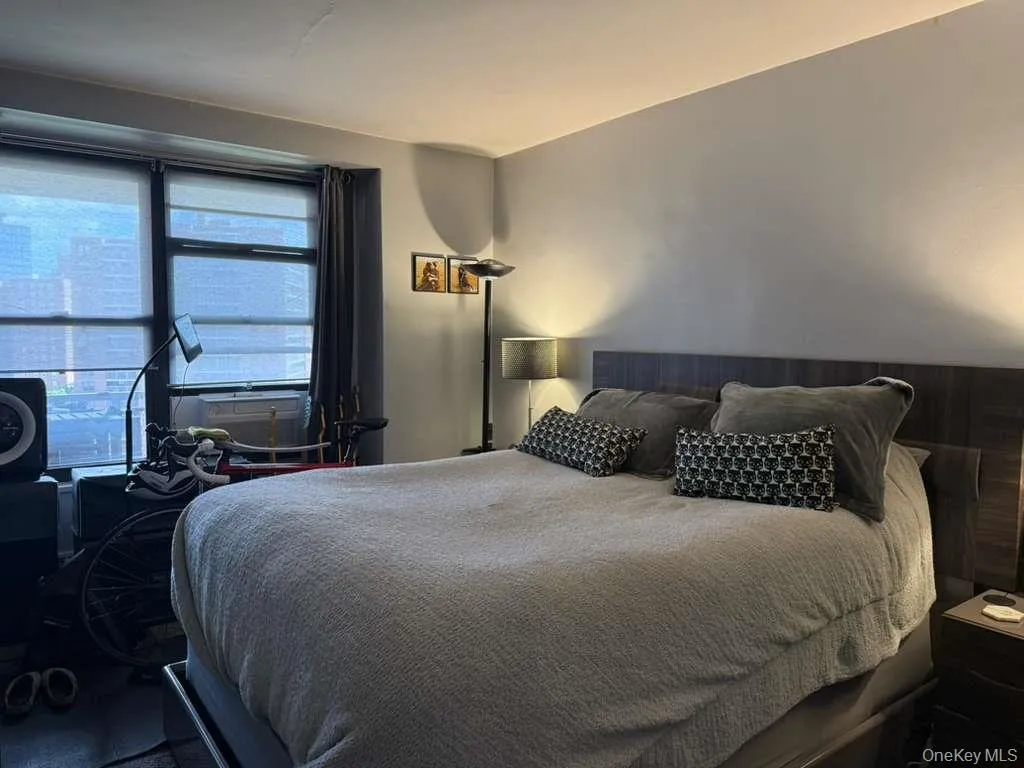 6125 98th Street, New York, NY, 1 Bedroom Bedrooms, 3 Rooms Rooms,1 BathroomBathrooms,Residential,For Rent,98th,0,1012843 6125 98th Street, New York, NY, 1 Bedroom Bedrooms, 3 Rooms Rooms,1 BathroomBathrooms,Residential,For Rent,98th,0,1012843