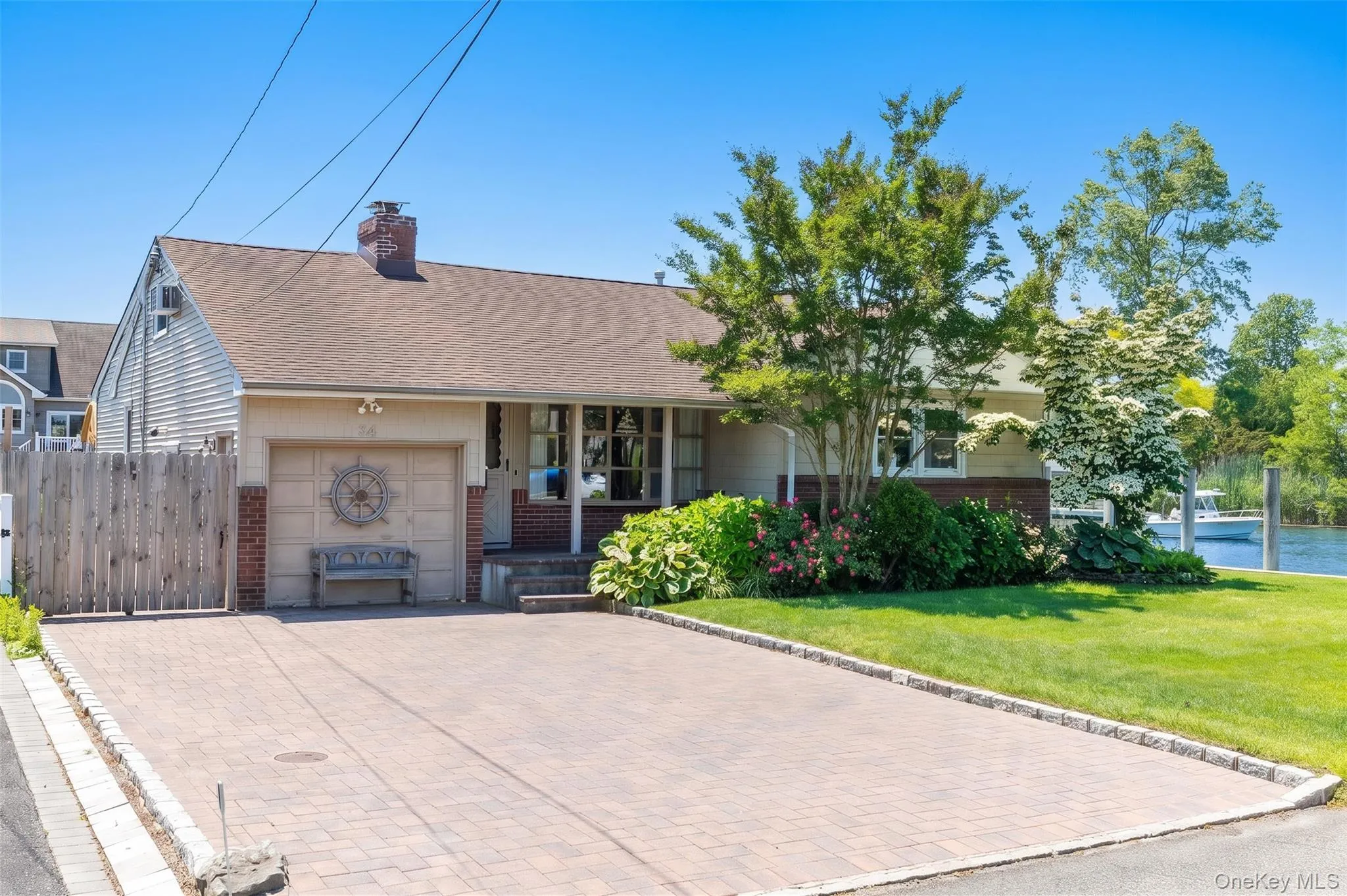 34 Cape Road, Babylon, NY, 3 Bedrooms Bedrooms, 9 Rooms Rooms,2 BathroomsBathrooms,Residential,For Rent,Cape,0,KEY1012844 34 Cape Road, Babylon, NY, 3 Bedrooms Bedrooms, 9 Rooms Rooms,2 BathroomsBathrooms,Residential,For Rent,Cape,0,KEY1012844