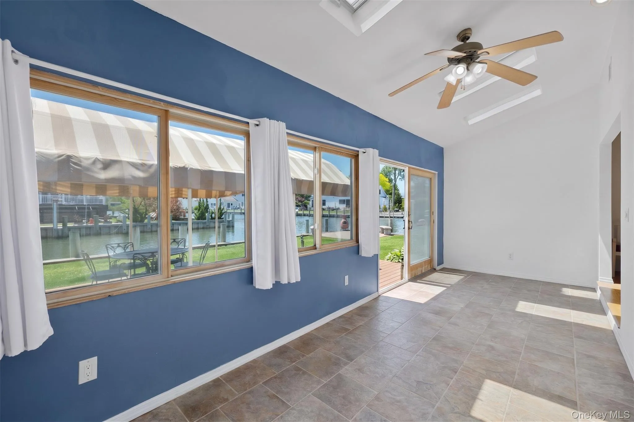 34 Cape Road, Babylon, NY, 3 Bedrooms Bedrooms, 9 Rooms Rooms,2 BathroomsBathrooms,Residential,For Rent,Cape,0,KEY1012844 34 Cape Road, Babylon, NY, 3 Bedrooms Bedrooms, 9 Rooms Rooms,2 BathroomsBathrooms,Residential,For Rent,Cape,0,KEY1012844