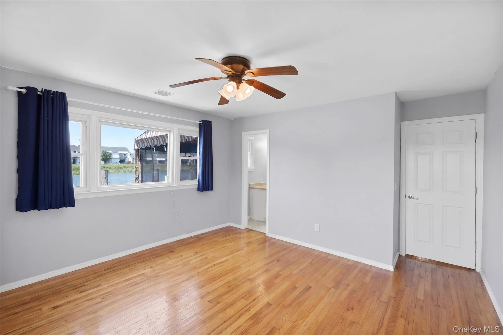 34 Cape Road, Babylon, NY, 3 Bedrooms Bedrooms, 9 Rooms Rooms,2 BathroomsBathrooms,Residential,For Rent,Cape,0,KEY1012844 34 Cape Road, Babylon, NY, 3 Bedrooms Bedrooms, 9 Rooms Rooms,2 BathroomsBathrooms,Residential,For Rent,Cape,0,KEY1012844