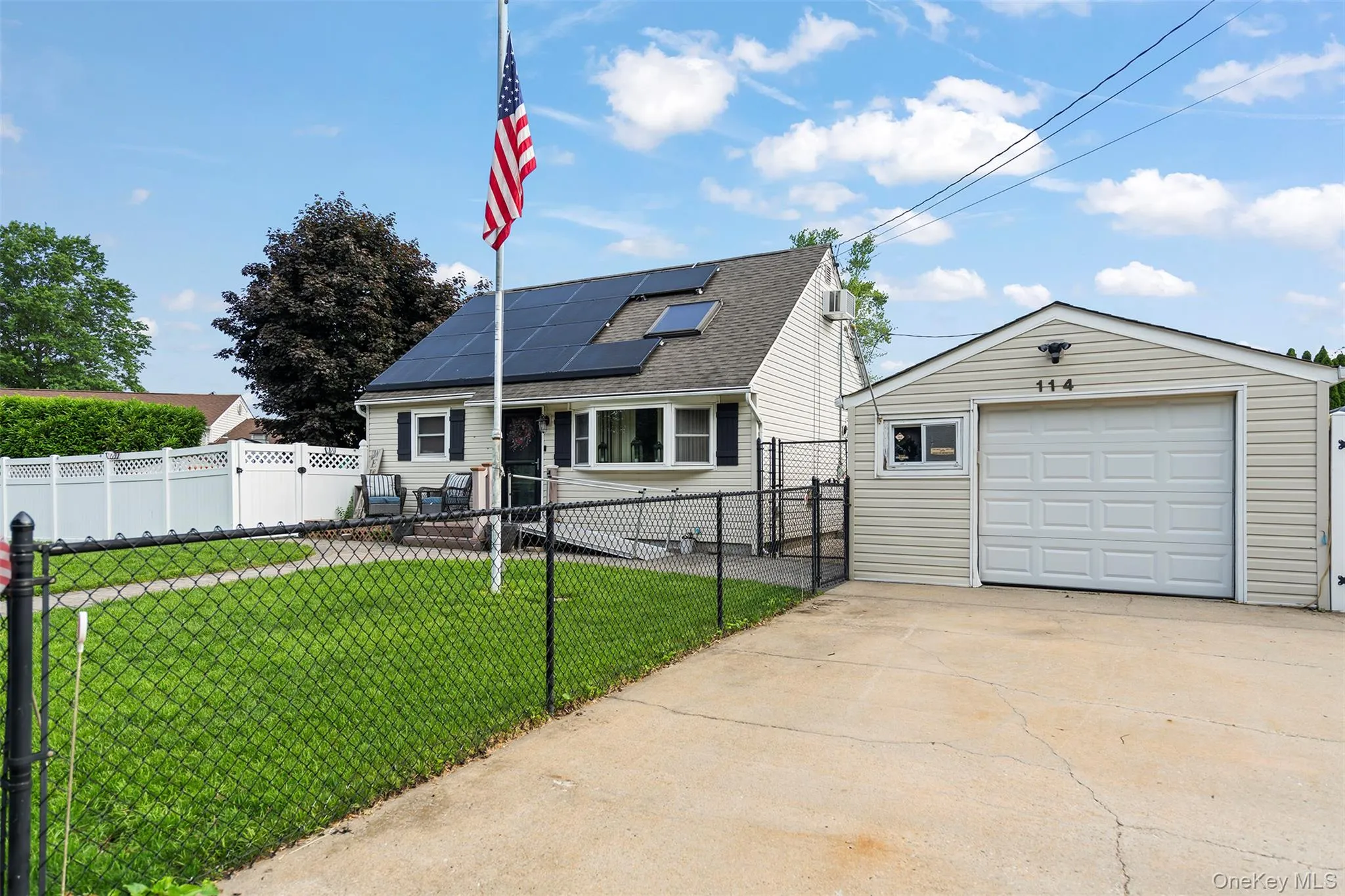 114 5th Street, Babylon, NY, 3 Bedrooms Bedrooms, 6 Rooms Rooms,1 BathroomBathrooms,Residential,For Rent,5th,0,1012845 114 5th Street, Babylon, NY, 3 Bedrooms Bedrooms, 6 Rooms Rooms,1 BathroomBathrooms,Residential,For Rent,5th,0,1012845