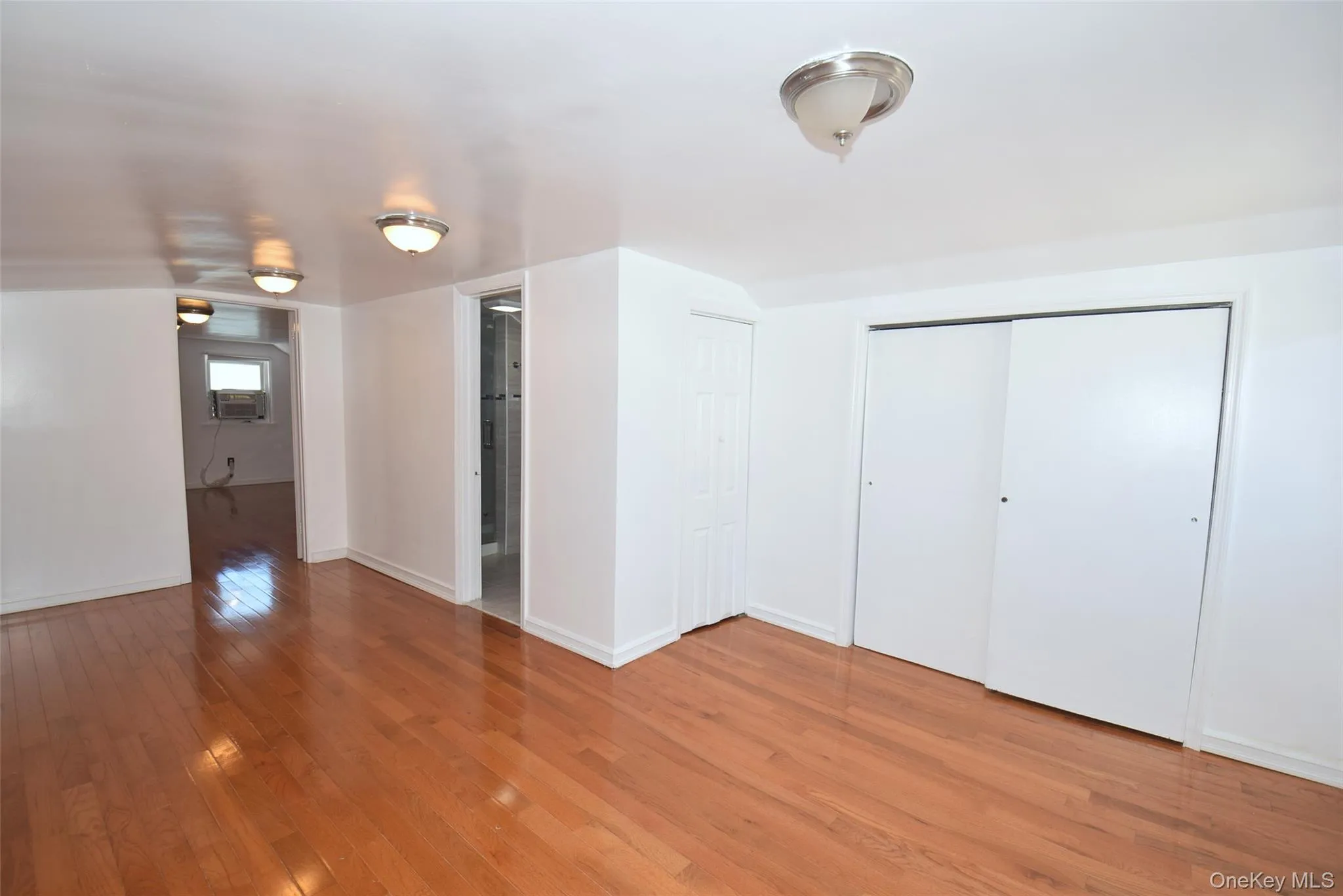 54 Camden Place, North Hempstead, NY, 4 Bedrooms Bedrooms, 7 Rooms Rooms,3 BathroomsBathrooms,Residential,For Rent,Camden,0,1012853 54 Camden Place, North Hempstead, NY, 4 Bedrooms Bedrooms, 7 Rooms Rooms,3 BathroomsBathrooms,Residential,For Rent,Camden,0,1012853