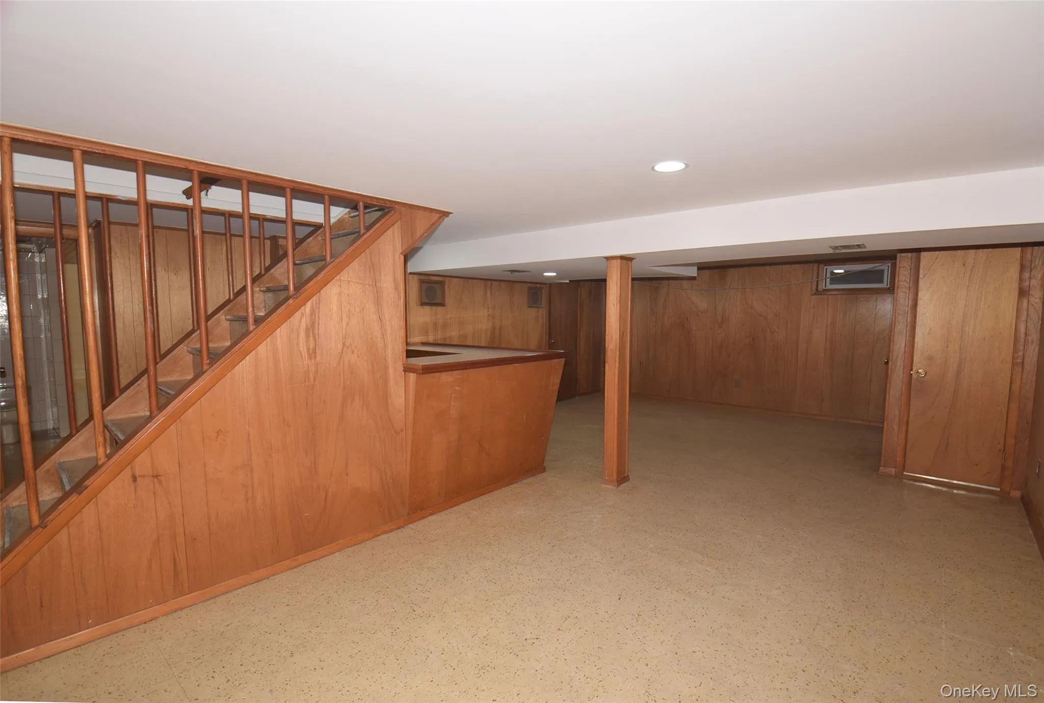 54 Camden Place, North Hempstead, NY, 4 Bedrooms Bedrooms, 7 Rooms Rooms,3 BathroomsBathrooms,Residential,For Rent,Camden,0,1012853 54 Camden Place, North Hempstead, NY, 4 Bedrooms Bedrooms, 7 Rooms Rooms,3 BathroomsBathrooms,Residential,For Rent,Camden,0,1012853