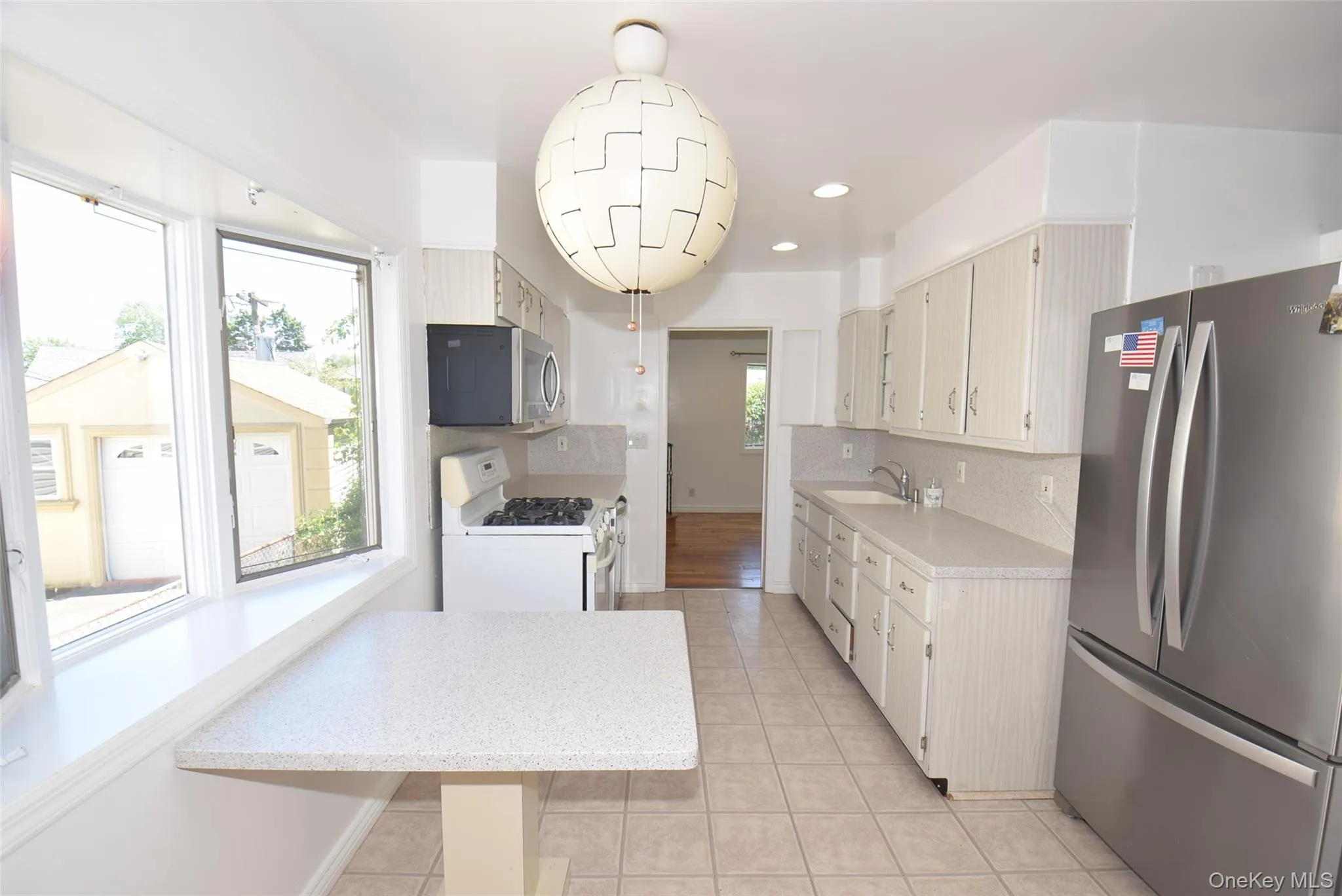 54 Camden Place, North Hempstead, NY, 4 Bedrooms Bedrooms, 7 Rooms Rooms,3 BathroomsBathrooms,Residential,For Rent,Camden,0,1012853 54 Camden Place, North Hempstead, NY, 4 Bedrooms Bedrooms, 7 Rooms Rooms,3 BathroomsBathrooms,Residential,For Rent,Camden,0,1012853