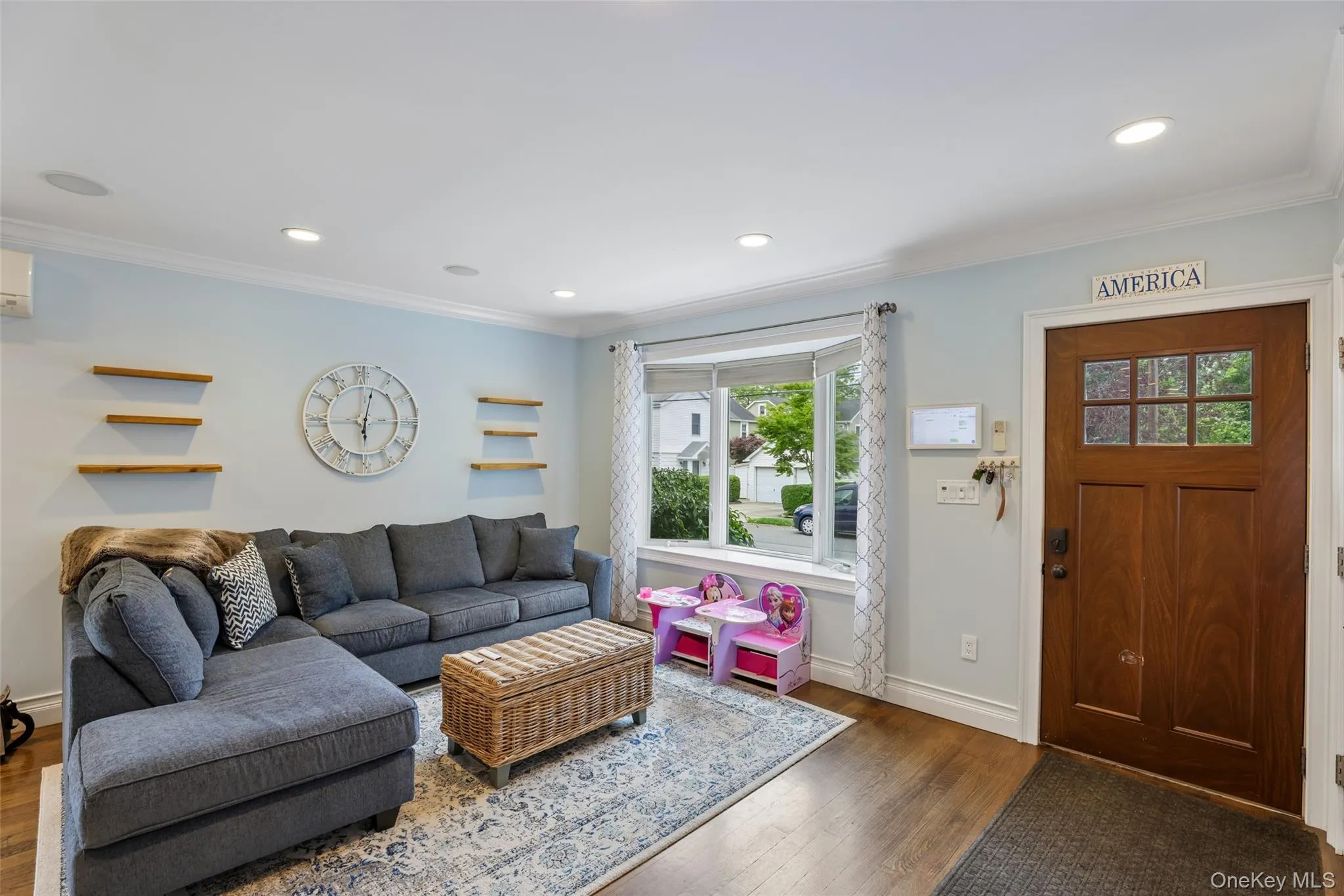 123 Stratford Avenue, North Hempstead, NY, 3 Bedrooms Bedrooms, 6 Rooms Rooms,1 BathroomBathrooms,Residential,For Rent,Stratford,0,1012855 123 Stratford Avenue, North Hempstead, NY, 3 Bedrooms Bedrooms, 6 Rooms Rooms,1 BathroomBathrooms,Residential,For Rent,Stratford,0,1012855