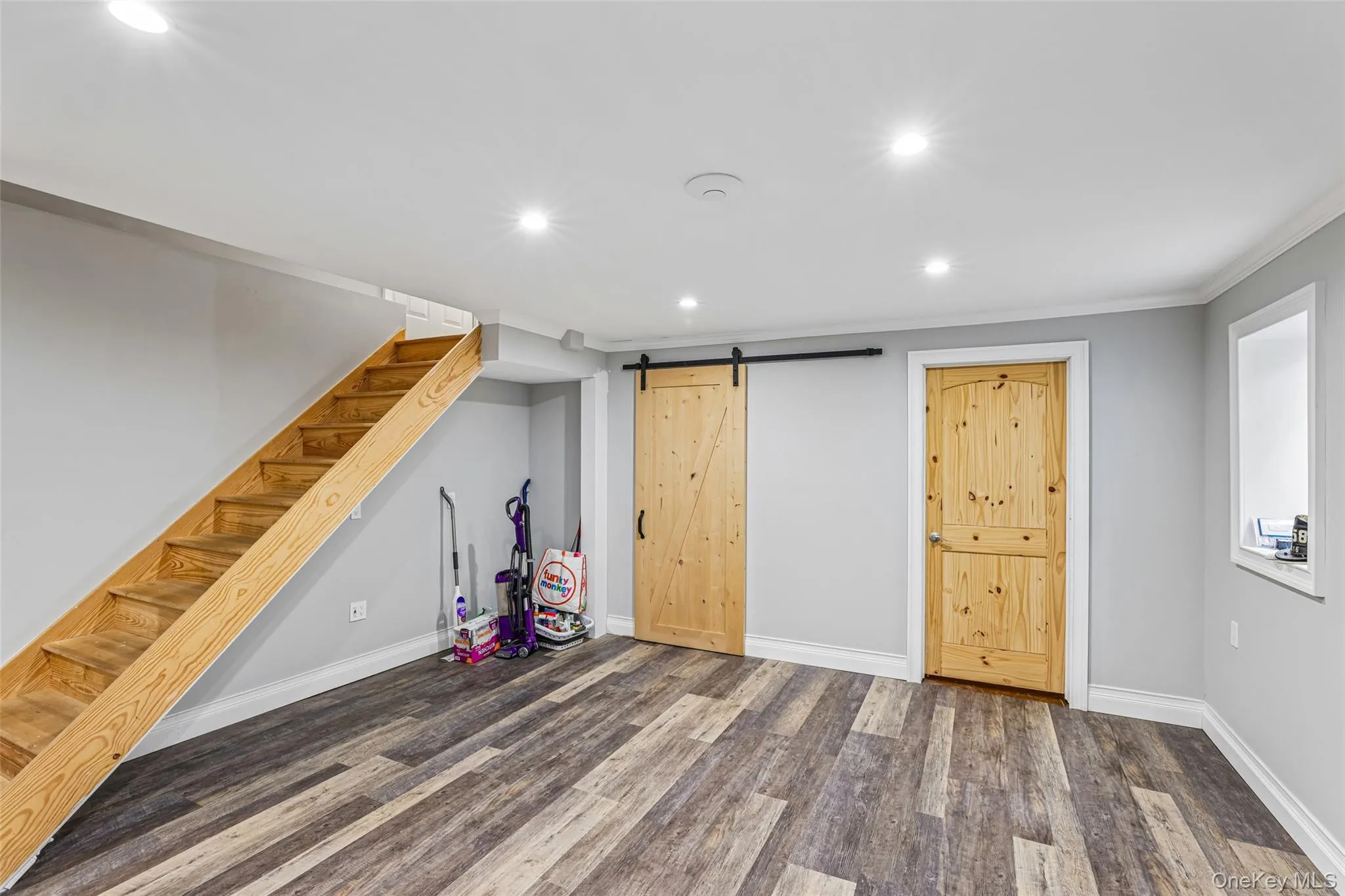 123 Stratford Avenue, North Hempstead, NY, 3 Bedrooms Bedrooms, 6 Rooms Rooms,1 BathroomBathrooms,Residential,For Rent,Stratford,0,1012855 123 Stratford Avenue, North Hempstead, NY, 3 Bedrooms Bedrooms, 6 Rooms Rooms,1 BathroomBathrooms,Residential,For Rent,Stratford,0,1012855