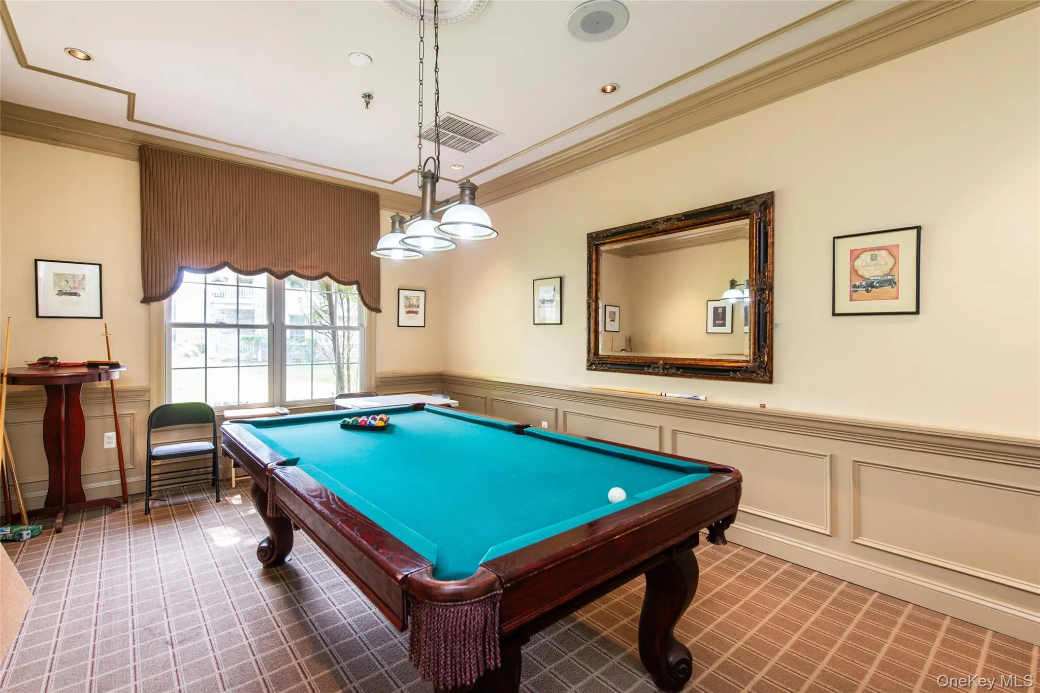 Game room Game room