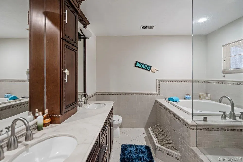 302 Vista Drive, Oyster Bay, NY, 5 Bedrooms Bedrooms, 8 Rooms Rooms,4 BathroomsBathrooms,Residential,For Rent,Vista,0,1012859 302 Vista Drive, Oyster Bay, NY, 5 Bedrooms Bedrooms, 8 Rooms Rooms,4 BathroomsBathrooms,Residential,For Rent,Vista,0,1012859