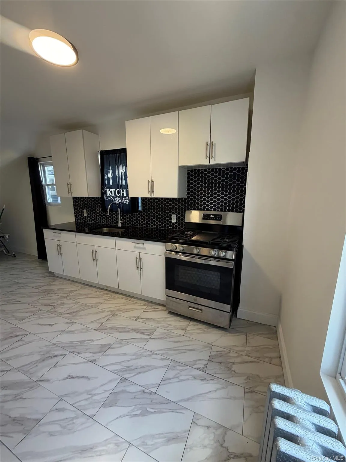 15020 118th Avenue, New York, NY, 2 Bedrooms Bedrooms, 5 Rooms Rooms,1 BathroomBathrooms,Residential Lease,For Rent,118th,0,1012867 15020 118th Avenue, New York, NY, 2 Bedrooms Bedrooms, 5 Rooms Rooms,1 BathroomBathrooms,Residential Lease,For Rent,118th,0,1012867