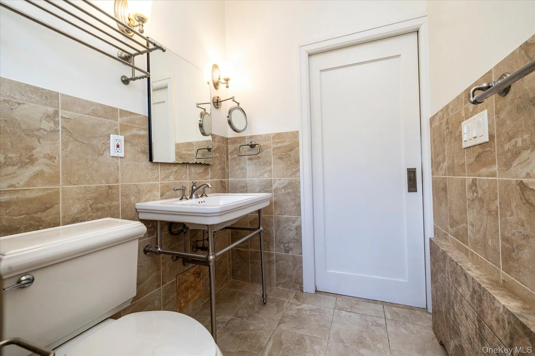 52-37 39th Avenue, New York, NY, 3 Bedrooms Bedrooms, 8 Rooms Rooms,2 BathroomsBathrooms,Residential,For Rent,39th,0,1012869 52-37 39th Avenue, New York, NY, 3 Bedrooms Bedrooms, 8 Rooms Rooms,2 BathroomsBathrooms,Residential,For Rent,39th,0,1012869