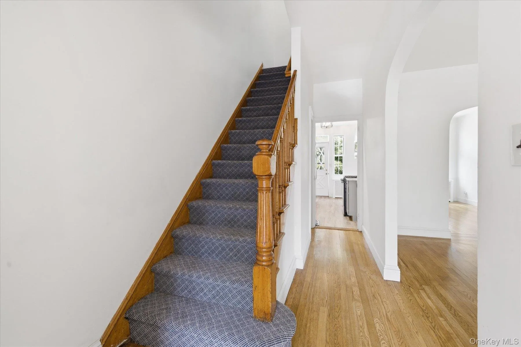 52-37 39th Avenue, New York, NY, 3 Bedrooms Bedrooms, 8 Rooms Rooms,2 BathroomsBathrooms,Residential,For Rent,39th,0,1012869 52-37 39th Avenue, New York, NY, 3 Bedrooms Bedrooms, 8 Rooms Rooms,2 BathroomsBathrooms,Residential,For Rent,39th,0,1012869