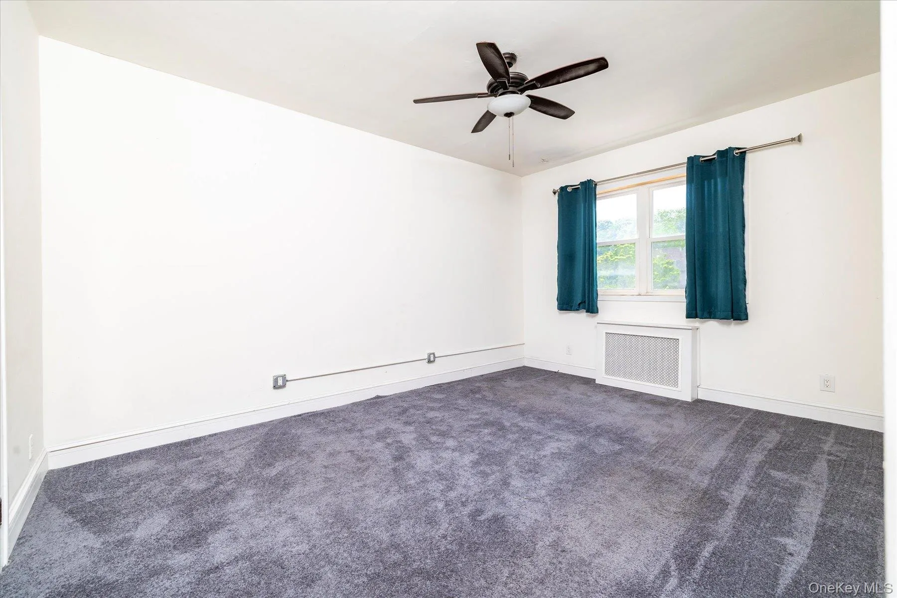 52-37 39th Avenue, New York, NY, 3 Bedrooms Bedrooms, 8 Rooms Rooms,2 BathroomsBathrooms,Residential,For Rent,39th,0,1012869 52-37 39th Avenue, New York, NY, 3 Bedrooms Bedrooms, 8 Rooms Rooms,2 BathroomsBathrooms,Residential,For Rent,39th,0,1012869