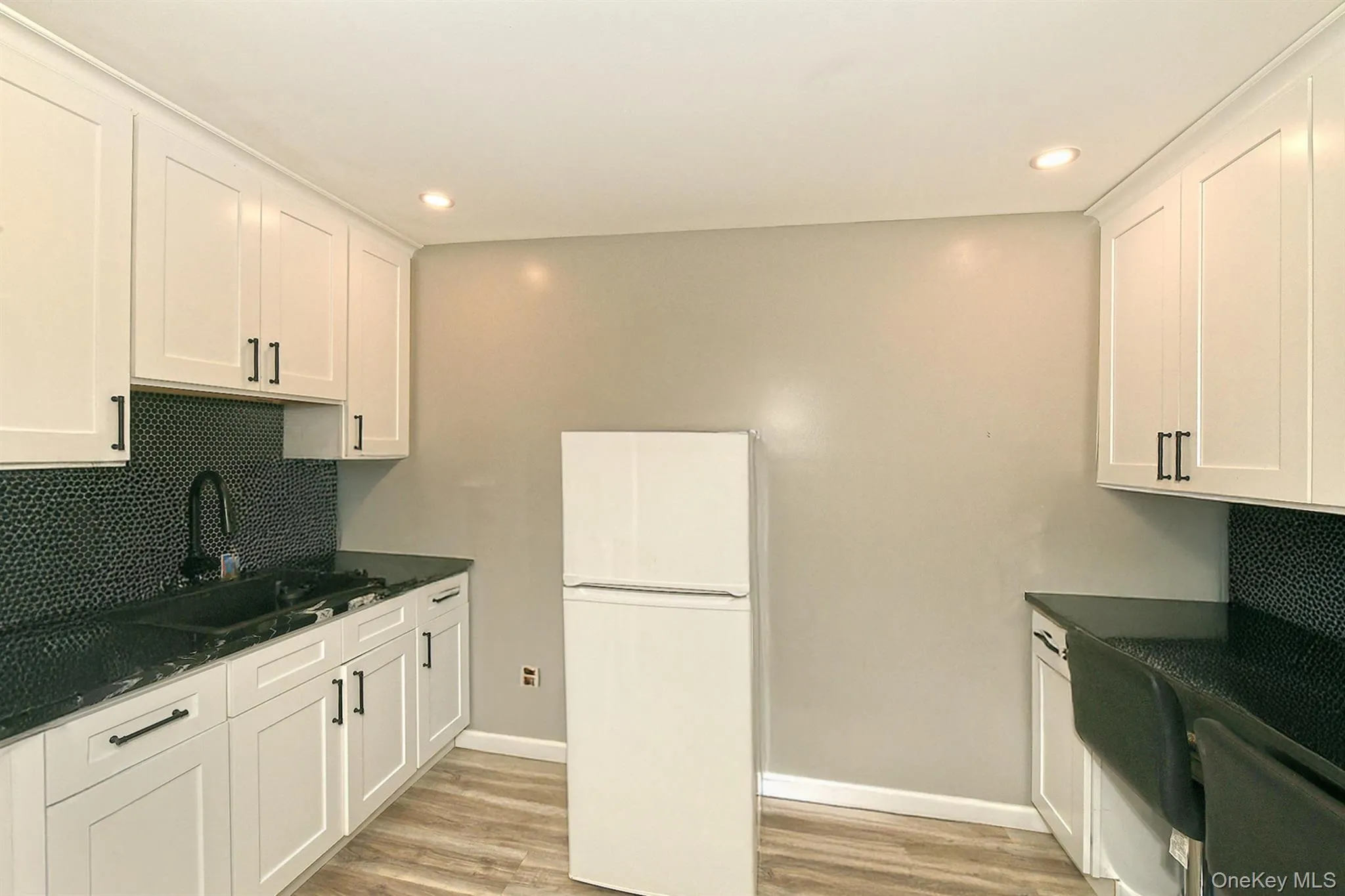 456 Old Farmingdale Road, West Babylon, NY, 4 Bedrooms Bedrooms, 8 Rooms Rooms,2 BathroomsBathrooms,Residential,For Rent,Old Farmingdale,0,1012871 456 Old Farmingdale Road, West Babylon, NY, 4 Bedrooms Bedrooms, 8 Rooms Rooms,2 BathroomsBathrooms,Residential,For Rent,Old Farmingdale,0,1012871