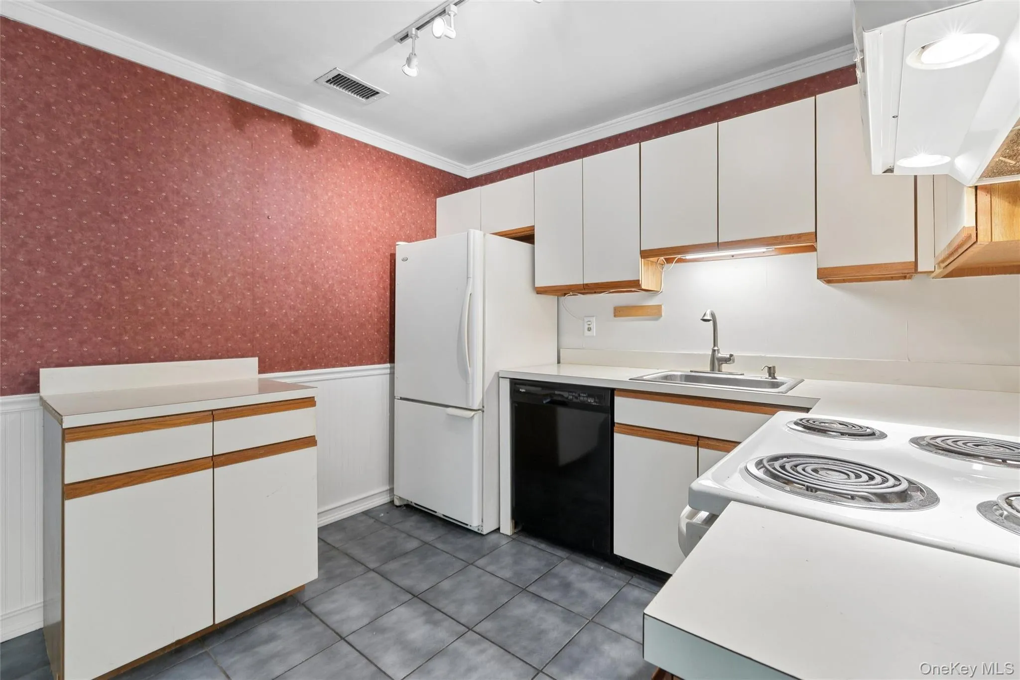 950 Skyline Drive, Brookhaven, NY, 2 Bedrooms Bedrooms, 5 Rooms Rooms,2 BathroomsBathrooms,Residential,For Rent,Skyline,0,1012875 950 Skyline Drive, Brookhaven, NY, 2 Bedrooms Bedrooms, 5 Rooms Rooms,2 BathroomsBathrooms,Residential,For Rent,Skyline,0,1012875