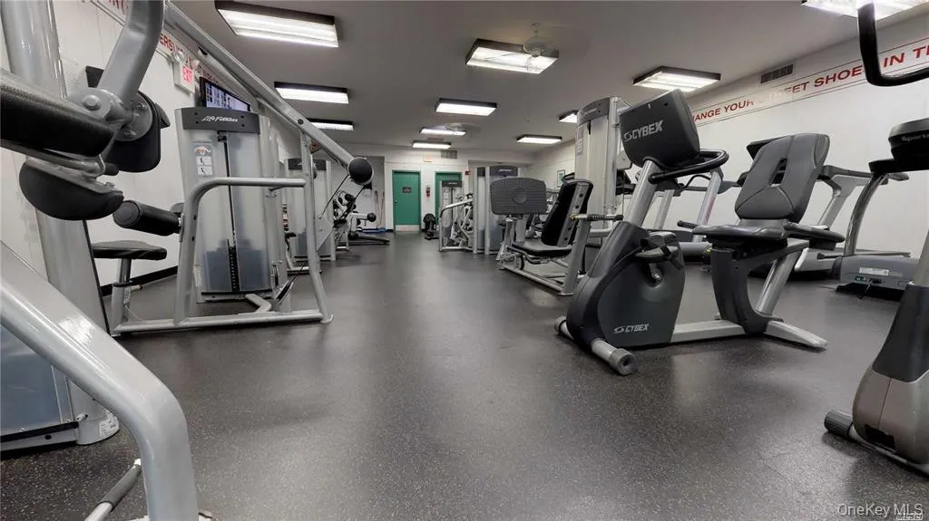 950 Skyline Drive, Brookhaven, NY, 2 Bedrooms Bedrooms, 5 Rooms Rooms,2 BathroomsBathrooms,Residential,For Rent,Skyline,0,1012875 950 Skyline Drive, Brookhaven, NY, 2 Bedrooms Bedrooms, 5 Rooms Rooms,2 BathroomsBathrooms,Residential,For Rent,Skyline,0,1012875