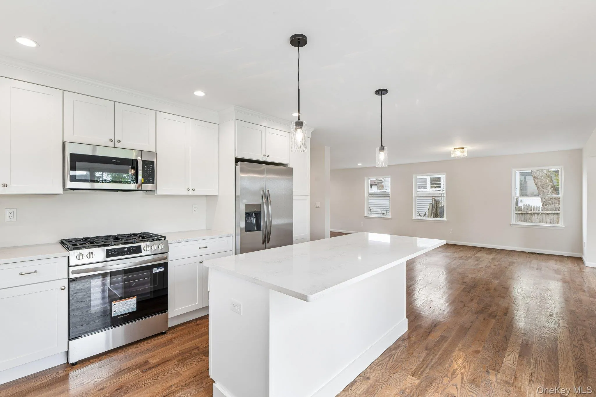 384 Scudder Avenue, Babylon, NY, 4 Bedrooms Bedrooms, 10 Rooms Rooms,2 BathroomsBathrooms,Residential,For Rent,Scudder,0,1012878 384 Scudder Avenue, Babylon, NY, 4 Bedrooms Bedrooms, 10 Rooms Rooms,2 BathroomsBathrooms,Residential,For Rent,Scudder,0,1012878