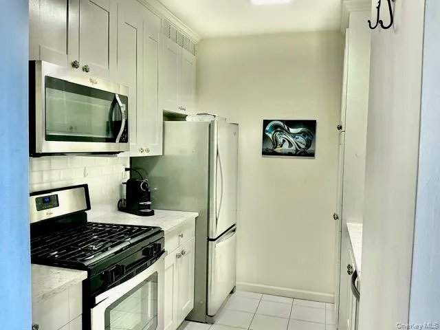 26910 Grand Central Parkway, New York, NY, 1 Bedroom Bedrooms, 3 Rooms Rooms,1 BathroomBathrooms,Residential,For Rent,Grand Central,0,1012879 26910 Grand Central Parkway, New York, NY, 1 Bedroom Bedrooms, 3 Rooms Rooms,1 BathroomBathrooms,Residential,For Rent,Grand Central,0,1012879