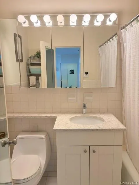 26910 Grand Central Parkway, New York, NY, 1 Bedroom Bedrooms, 3 Rooms Rooms,1 BathroomBathrooms,Residential,For Rent,Grand Central,0,1012879 26910 Grand Central Parkway, New York, NY, 1 Bedroom Bedrooms, 3 Rooms Rooms,1 BathroomBathrooms,Residential,For Rent,Grand Central,0,1012879