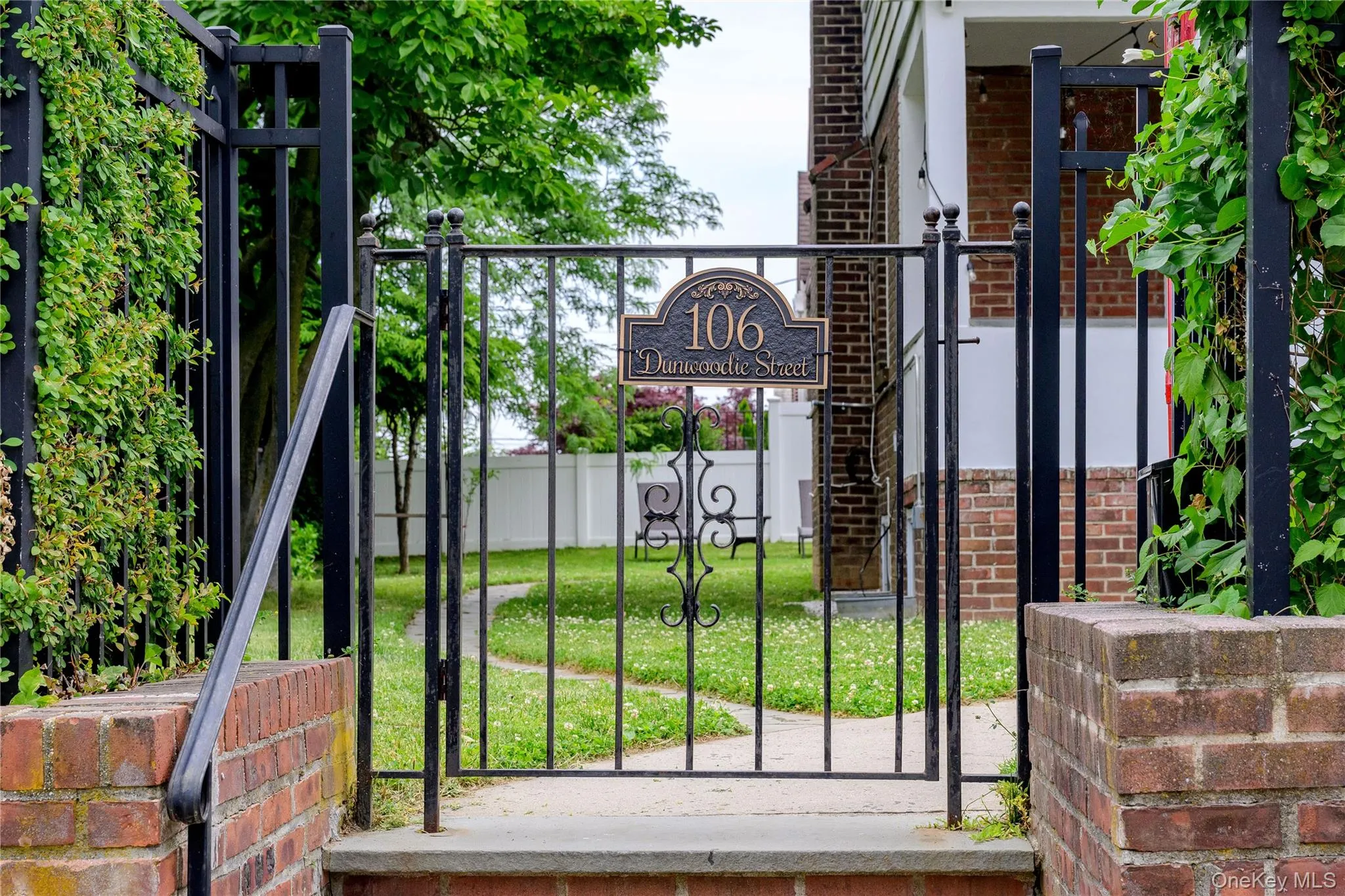 106 Dunwoodie Street, Yonkers, NY, 3 Bedrooms Bedrooms, 6 Rooms Rooms,1 BathroomBathrooms,Residential,For Rent,Dunwoodie,0,1012882 106 Dunwoodie Street, Yonkers, NY, 3 Bedrooms Bedrooms, 6 Rooms Rooms,1 BathroomBathrooms,Residential,For Rent,Dunwoodie,0,1012882