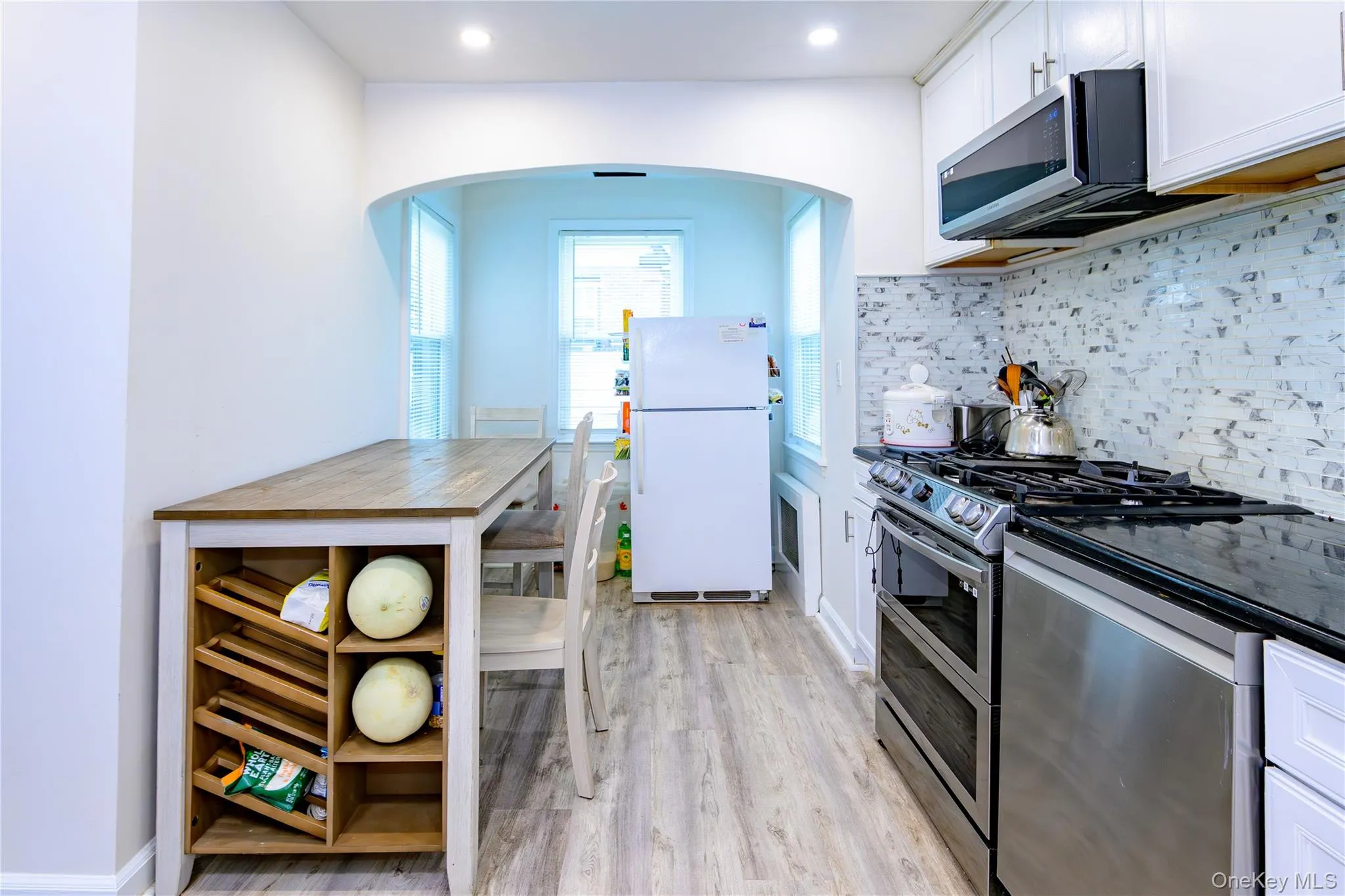 106 Dunwoodie Street, Yonkers, NY, 3 Bedrooms Bedrooms, 6 Rooms Rooms,1 BathroomBathrooms,Residential,For Rent,Dunwoodie,0,1012882 106 Dunwoodie Street, Yonkers, NY, 3 Bedrooms Bedrooms, 6 Rooms Rooms,1 BathroomBathrooms,Residential,For Rent,Dunwoodie,0,1012882