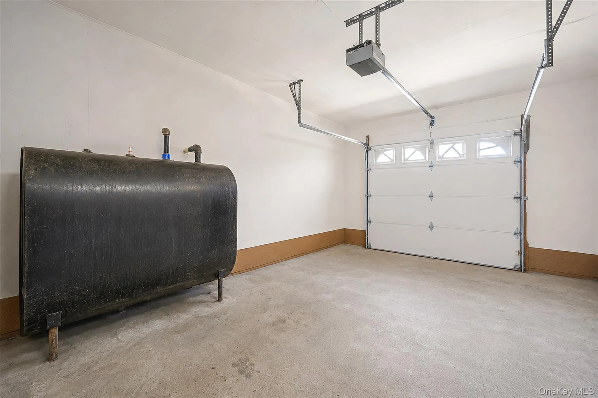 233 Alhambra Avenue, Babylon, NY, 4 Bedrooms Bedrooms, 8 Rooms Rooms,2 BathroomsBathrooms,Residential,For Rent,Alhambra,0,1012884 233 Alhambra Avenue, Babylon, NY, 4 Bedrooms Bedrooms, 8 Rooms Rooms,2 BathroomsBathrooms,Residential,For Rent,Alhambra,0,1012884
