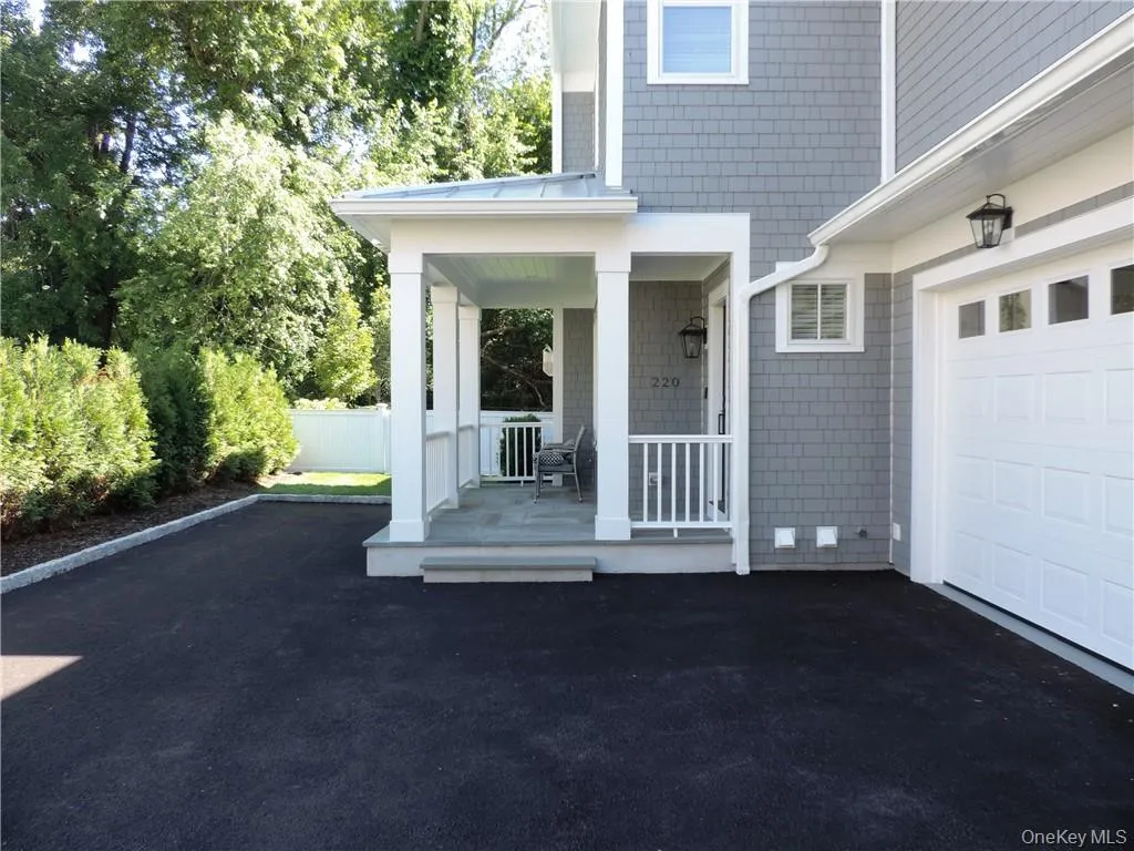220 Central Avenue, Rye City, NY, 4 Bedrooms Bedrooms, 7 Rooms Rooms,4 BathroomsBathrooms,Residential Lease,For Rent,Central,0,1012885 220 Central Avenue, Rye City, NY, 4 Bedrooms Bedrooms, 7 Rooms Rooms,4 BathroomsBathrooms,Residential Lease,For Rent,Central,0,1012885