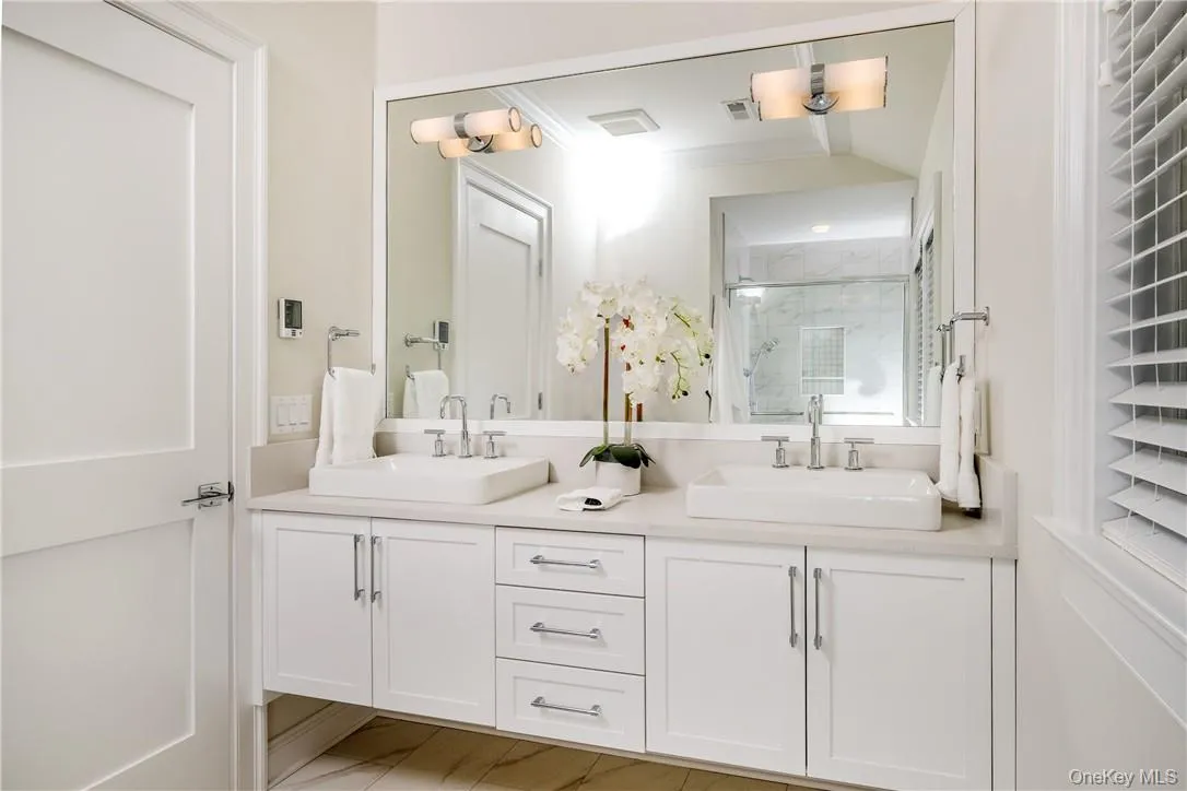 220 Central Avenue, Rye City, NY, 4 Bedrooms Bedrooms, 7 Rooms Rooms,4 BathroomsBathrooms,Residential Lease,For Rent,Central,0,1012885 220 Central Avenue, Rye City, NY, 4 Bedrooms Bedrooms, 7 Rooms Rooms,4 BathroomsBathrooms,Residential Lease,For Rent,Central,0,1012885