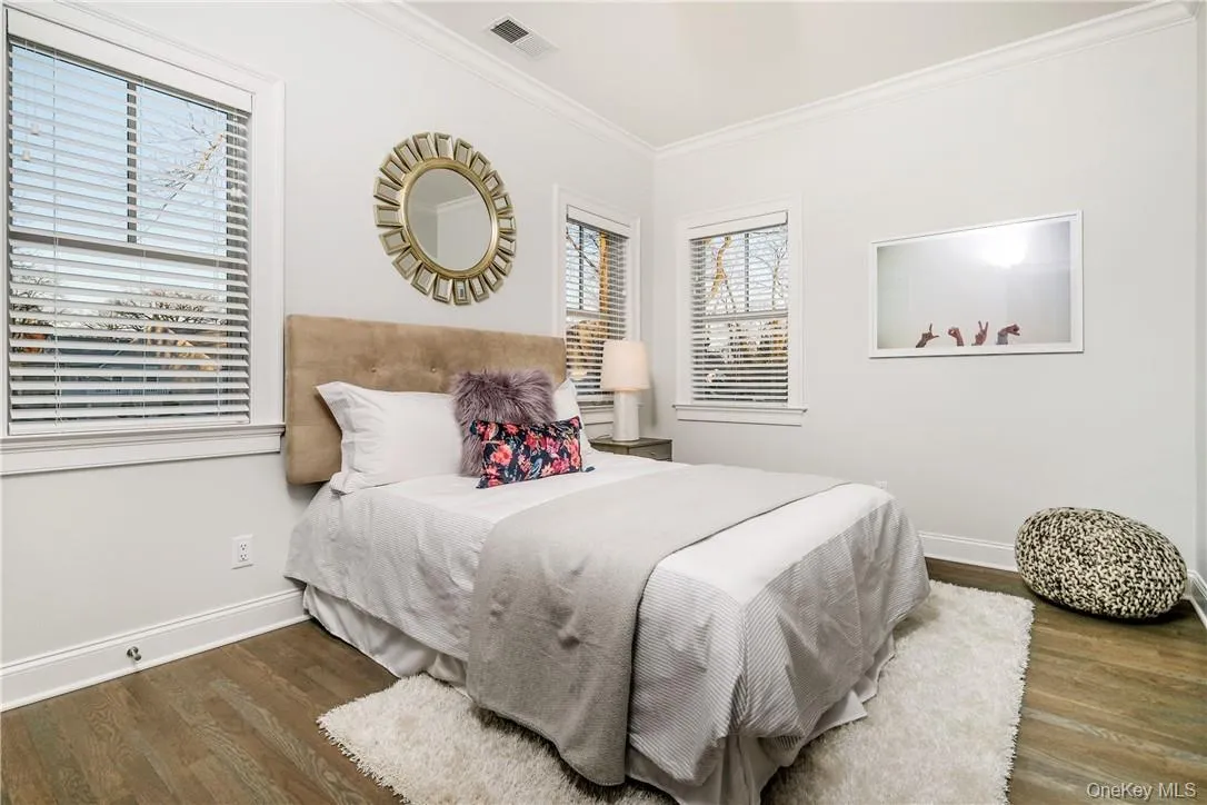 220 Central Avenue, Rye City, NY, 4 Bedrooms Bedrooms, 7 Rooms Rooms,4 BathroomsBathrooms,Residential Lease,For Rent,Central,0,1012885 220 Central Avenue, Rye City, NY, 4 Bedrooms Bedrooms, 7 Rooms Rooms,4 BathroomsBathrooms,Residential Lease,For Rent,Central,0,1012885