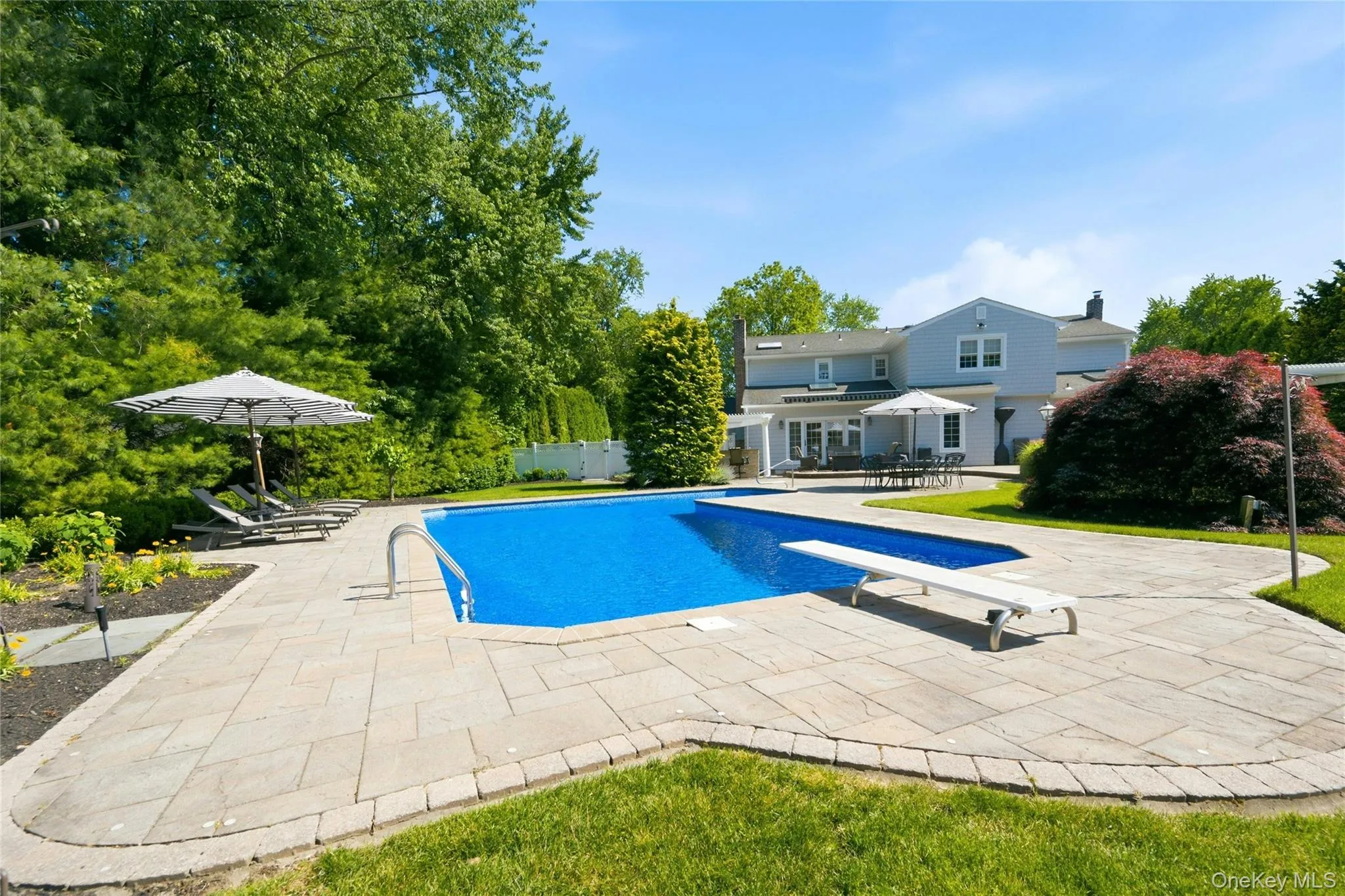 9 Vannina Place, Huntington, NY, 4 Bedrooms Bedrooms, 10 Rooms Rooms,2 BathroomsBathrooms,Residential,For Rent,Vannina,0,1012886 9 Vannina Place, Huntington, NY, 4 Bedrooms Bedrooms, 10 Rooms Rooms,2 BathroomsBathrooms,Residential,For Rent,Vannina,0,1012886