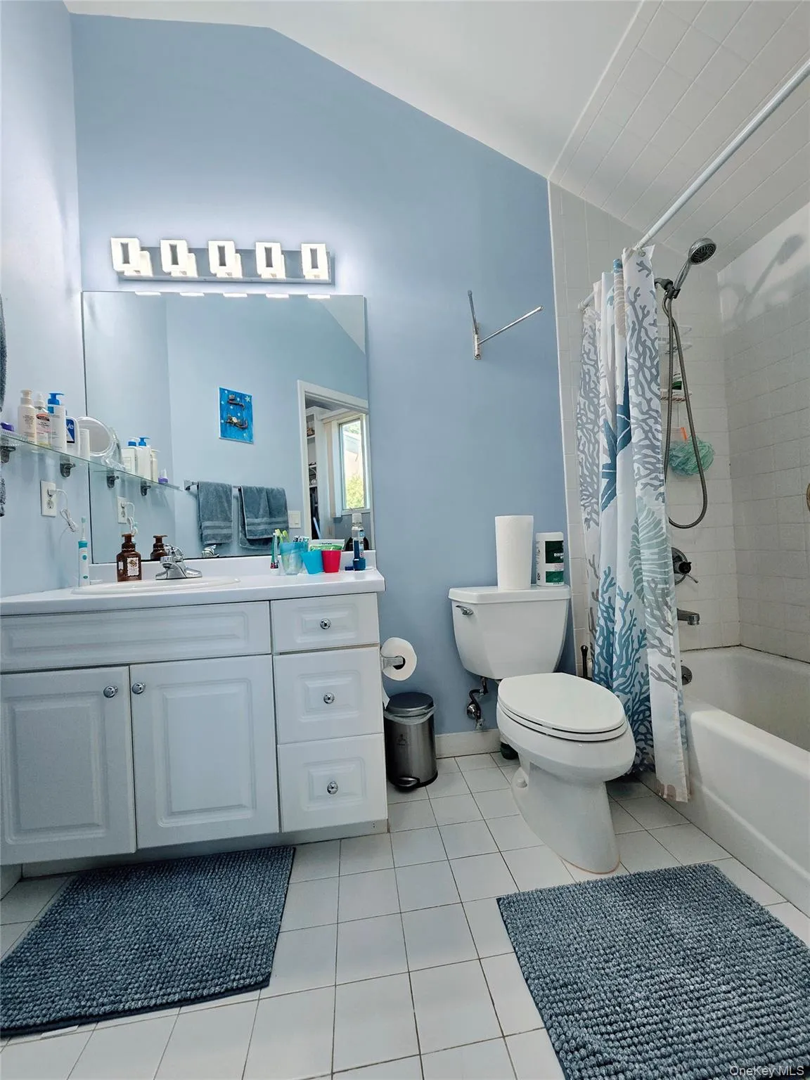 100 Chateau Lane, Mount Pleasant, NY, 3 Bedrooms Bedrooms, 6 Rooms Rooms,2 BathroomsBathrooms,Residential Lease,For Rent,Chateau,0,1012888 100 Chateau Lane, Mount Pleasant, NY, 3 Bedrooms Bedrooms, 6 Rooms Rooms,2 BathroomsBathrooms,Residential Lease,For Rent,Chateau,0,1012888