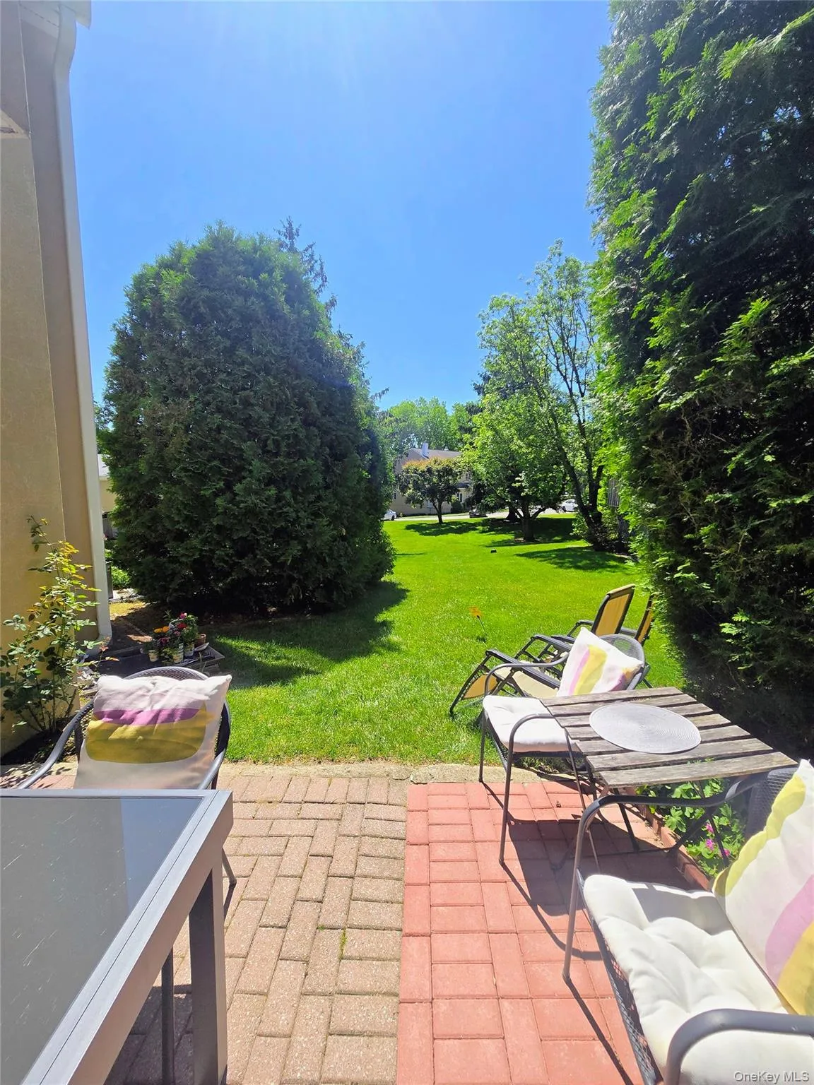 100 Chateau Lane, Mount Pleasant, NY, 3 Bedrooms Bedrooms, 6 Rooms Rooms,2 BathroomsBathrooms,Residential Lease,For Rent,Chateau,0,1012888 100 Chateau Lane, Mount Pleasant, NY, 3 Bedrooms Bedrooms, 6 Rooms Rooms,2 BathroomsBathrooms,Residential Lease,For Rent,Chateau,0,1012888
