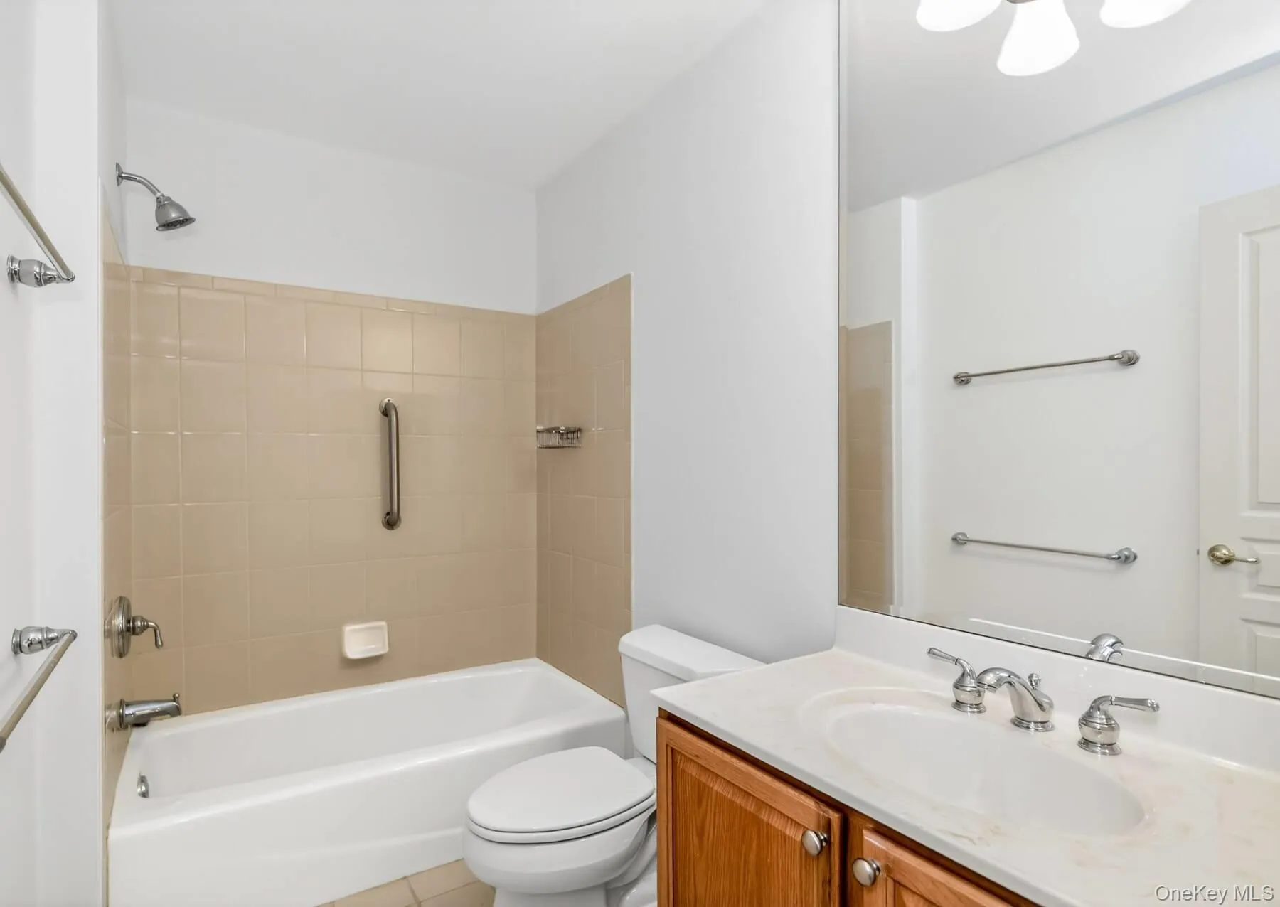 112 Ashley, Southampton, NY, 3 Bedrooms Bedrooms, 7 Rooms Rooms,3 BathroomsBathrooms,Residential,For Rent,Ashley,0,1012889 112 Ashley, Southampton, NY, 3 Bedrooms Bedrooms, 7 Rooms Rooms,3 BathroomsBathrooms,Residential,For Rent,Ashley,0,1012889