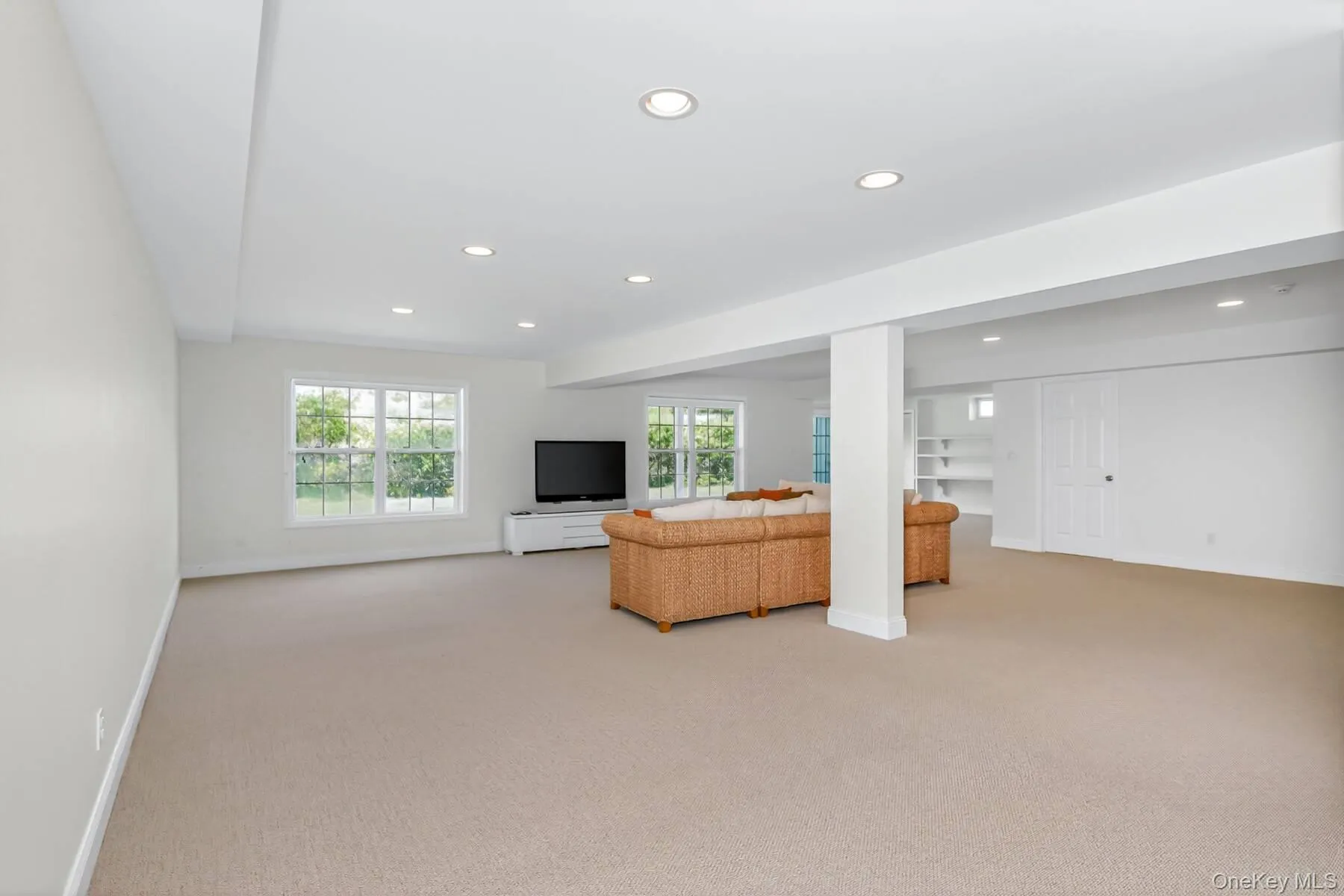 112 Ashley, Southampton, NY, 3 Bedrooms Bedrooms, 7 Rooms Rooms,3 BathroomsBathrooms,Residential,For Rent,Ashley,0,1012889 112 Ashley, Southampton, NY, 3 Bedrooms Bedrooms, 7 Rooms Rooms,3 BathroomsBathrooms,Residential,For Rent,Ashley,0,1012889