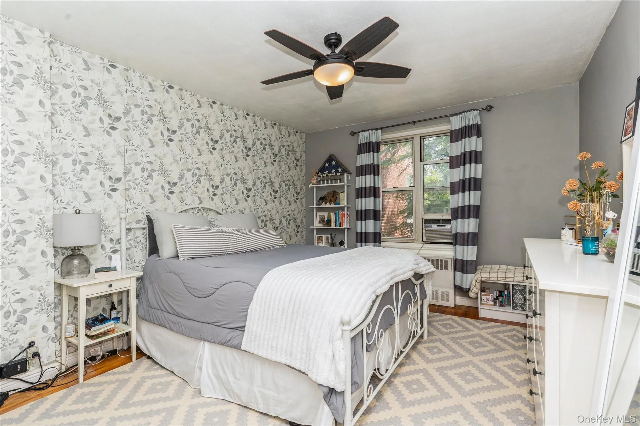 205-15 36th Avenue, New York, NY, 1 Bedroom Bedrooms, 4 Rooms Rooms,1 BathroomBathrooms,Residential,For Rent,36th,0,1012891 205-15 36th Avenue, New York, NY, 1 Bedroom Bedrooms, 4 Rooms Rooms,1 BathroomBathrooms,Residential,For Rent,36th,0,1012891