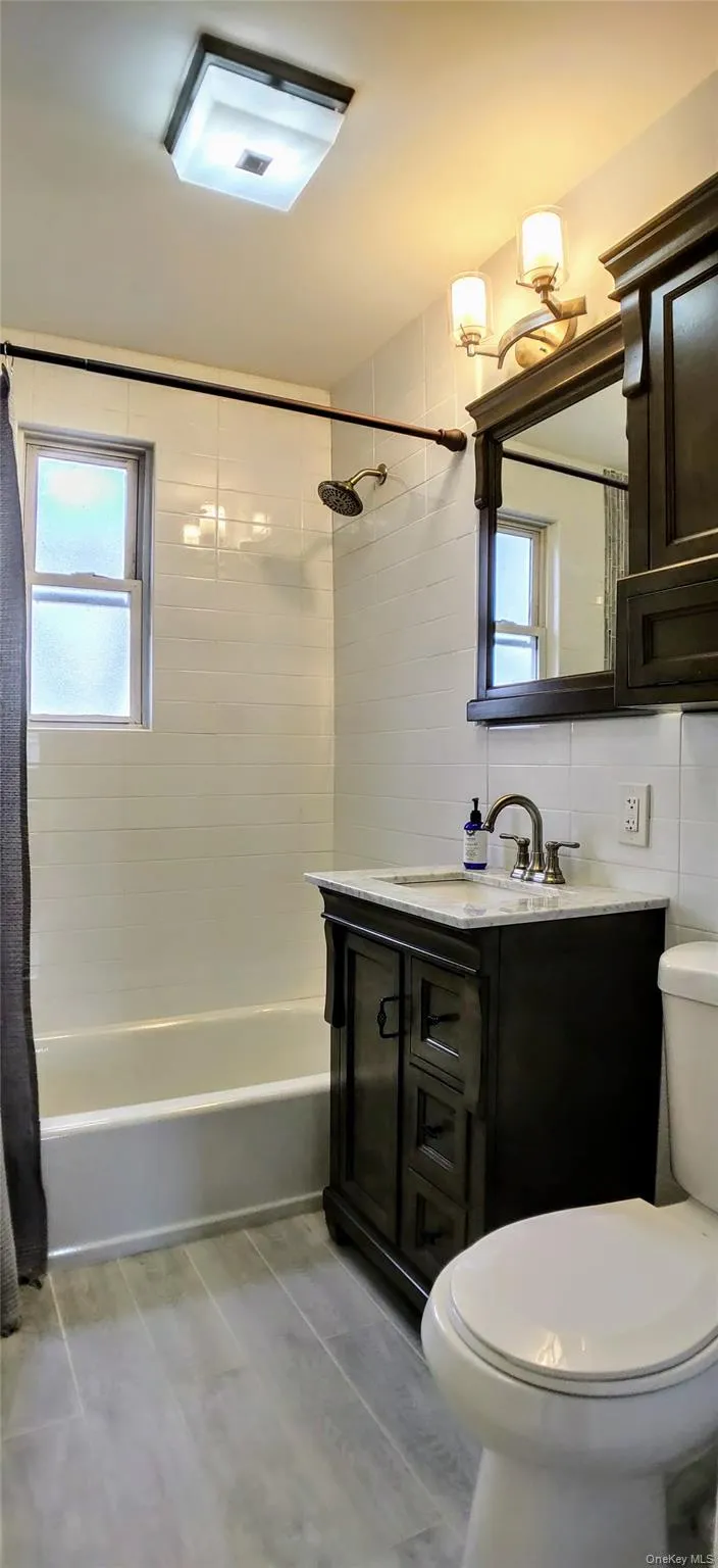 3 Lawrence Park Crescent, Yonkers, NY, 2 Bedrooms Bedrooms, 4 Rooms Rooms,2 BathroomsBathrooms,Residential,For Rent,Lawrence Park,0,1012893 3 Lawrence Park Crescent, Yonkers, NY, 2 Bedrooms Bedrooms, 4 Rooms Rooms,2 BathroomsBathrooms,Residential,For Rent,Lawrence Park,0,1012893