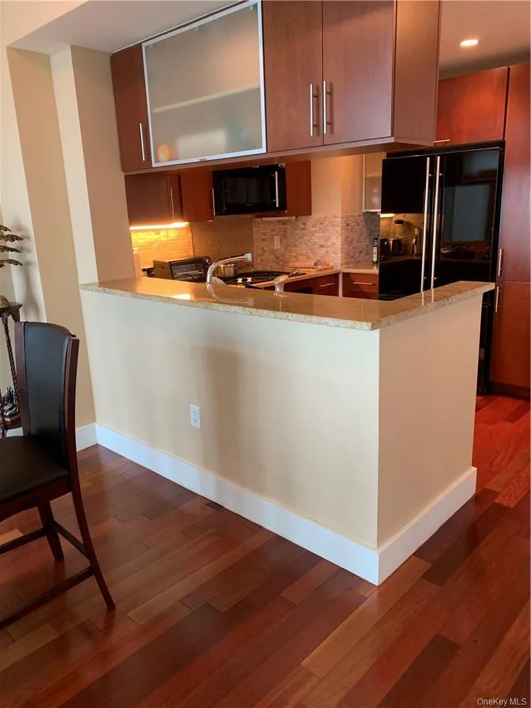 175 Huguenot Street, New Rochelle, NY, 1 Bedroom Bedrooms, 3 Rooms Rooms,1 BathroomBathrooms,Residential Lease,For Rent,Huguenot,0,KEY1012897 175 Huguenot Street, New Rochelle, NY, 1 Bedroom Bedrooms, 3 Rooms Rooms,1 BathroomBathrooms,Residential Lease,For Rent,Huguenot,0,KEY1012897