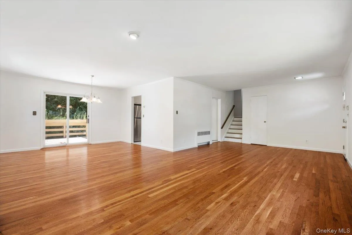5 Hemlock Road, Greenburgh, NY, 4 Bedrooms Bedrooms, 8 Rooms Rooms,2 BathroomsBathrooms,Residential,For Rent,Hemlock,0,1012903 5 Hemlock Road, Greenburgh, NY, 4 Bedrooms Bedrooms, 8 Rooms Rooms,2 BathroomsBathrooms,Residential,For Rent,Hemlock,0,1012903