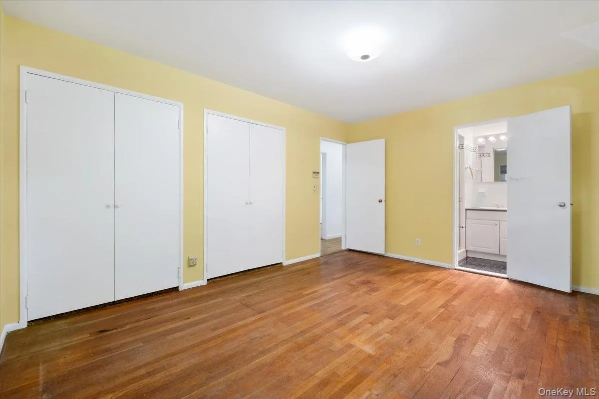 5 Hemlock Road, Greenburgh, NY, 4 Bedrooms Bedrooms, 8 Rooms Rooms,2 BathroomsBathrooms,Residential,For Rent,Hemlock,0,1012903 5 Hemlock Road, Greenburgh, NY, 4 Bedrooms Bedrooms, 8 Rooms Rooms,2 BathroomsBathrooms,Residential,For Rent,Hemlock,0,1012903