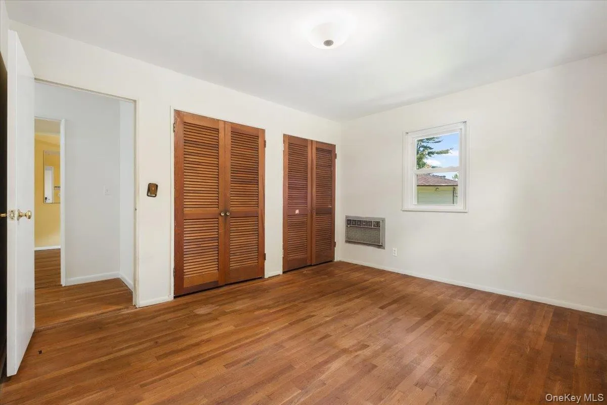 5 Hemlock Road, Greenburgh, NY, 4 Bedrooms Bedrooms, 8 Rooms Rooms,2 BathroomsBathrooms,Residential,For Rent,Hemlock,0,1012903 5 Hemlock Road, Greenburgh, NY, 4 Bedrooms Bedrooms, 8 Rooms Rooms,2 BathroomsBathrooms,Residential,For Rent,Hemlock,0,1012903