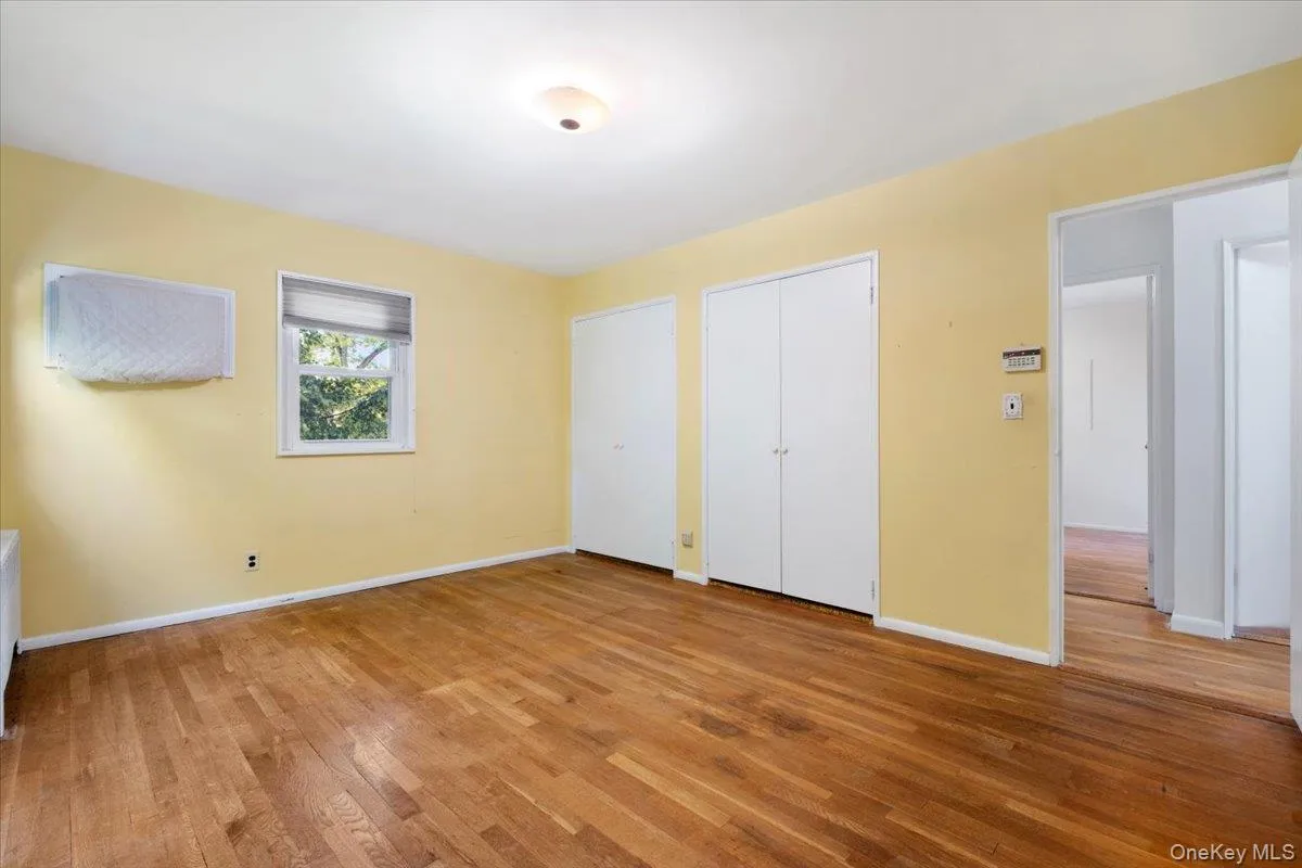 5 Hemlock Road, Greenburgh, NY, 4 Bedrooms Bedrooms, 8 Rooms Rooms,2 BathroomsBathrooms,Residential,For Rent,Hemlock,0,1012903 5 Hemlock Road, Greenburgh, NY, 4 Bedrooms Bedrooms, 8 Rooms Rooms,2 BathroomsBathrooms,Residential,For Rent,Hemlock,0,1012903