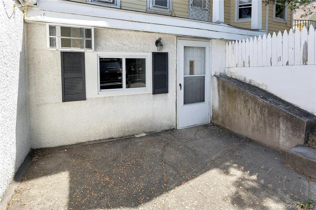 1970 Main Street, Yorktown, NY, 1 Bedroom Bedrooms, 2 Rooms Rooms,1 BathroomBathrooms,Residential Lease,For Rent,Main,0,1012906 1970 Main Street, Yorktown, NY, 1 Bedroom Bedrooms, 2 Rooms Rooms,1 BathroomBathrooms,Residential Lease,For Rent,Main,0,1012906