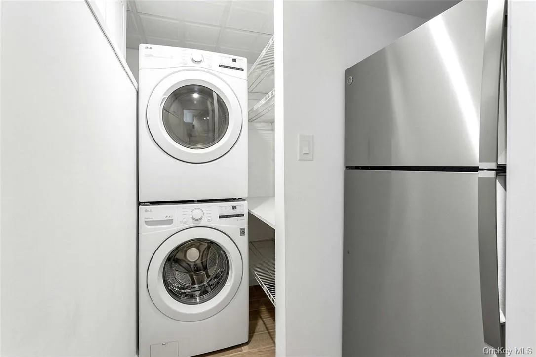1970 Main Street, Yorktown, NY, 1 Bedroom Bedrooms, 2 Rooms Rooms,1 BathroomBathrooms,Residential Lease,For Rent,Main,0,1012906 1970 Main Street, Yorktown, NY, 1 Bedroom Bedrooms, 2 Rooms Rooms,1 BathroomBathrooms,Residential Lease,For Rent,Main,0,1012906