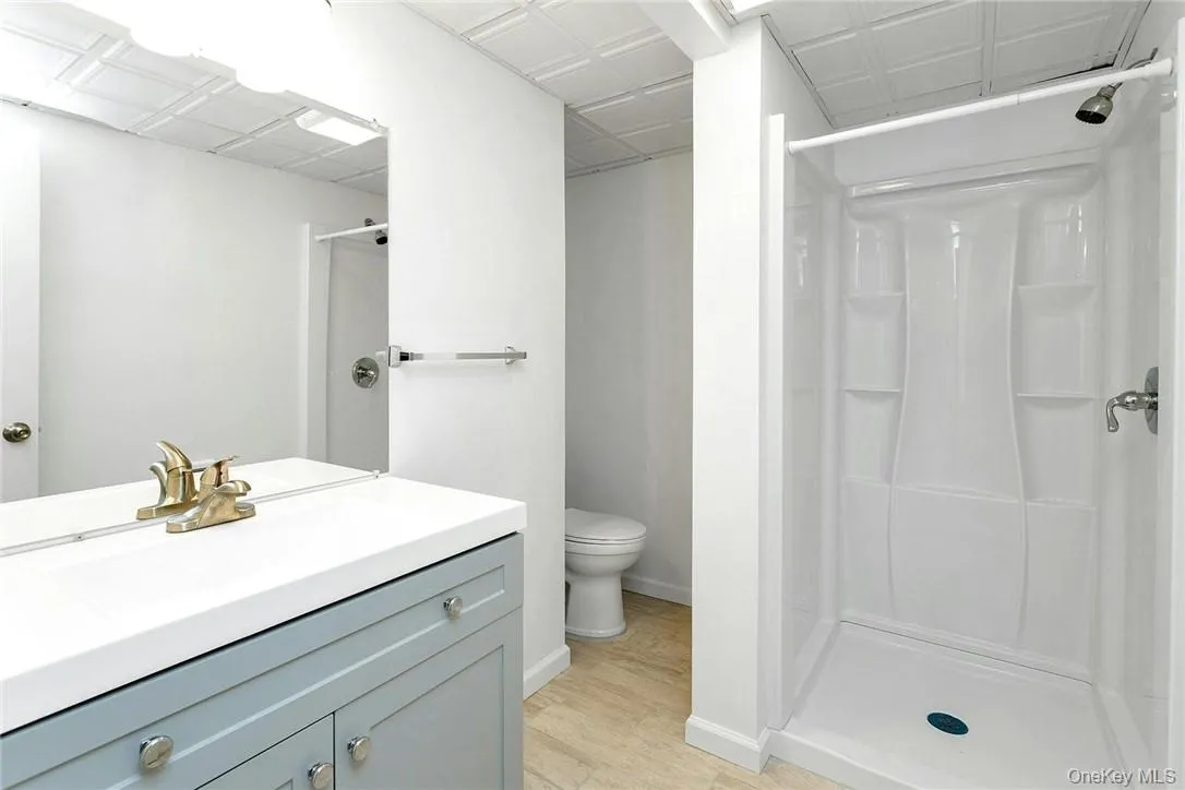 1970 Main Street, Yorktown, NY, 1 Bedroom Bedrooms, 2 Rooms Rooms,1 BathroomBathrooms,Residential Lease,For Rent,Main,0,1012906 1970 Main Street, Yorktown, NY, 1 Bedroom Bedrooms, 2 Rooms Rooms,1 BathroomBathrooms,Residential Lease,For Rent,Main,0,1012906