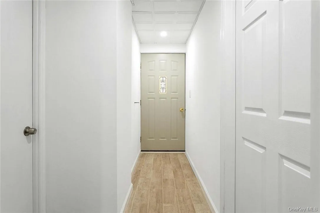 1970 Main Street, Yorktown, NY, 1 Bedroom Bedrooms, 2 Rooms Rooms,1 BathroomBathrooms,Residential Lease,For Rent,Main,0,1012906 1970 Main Street, Yorktown, NY, 1 Bedroom Bedrooms, 2 Rooms Rooms,1 BathroomBathrooms,Residential Lease,For Rent,Main,0,1012906