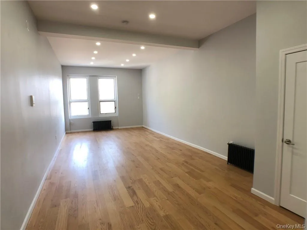 168-170 Myrtle Boulevard, Mamaroneck, NY, 3 Rooms Rooms,1 BathroomBathrooms,Residential Lease,For Rent,Myrtle,0,1012907 168-170 Myrtle Boulevard, Mamaroneck, NY, 3 Rooms Rooms,1 BathroomBathrooms,Residential Lease,For Rent,Myrtle,0,1012907