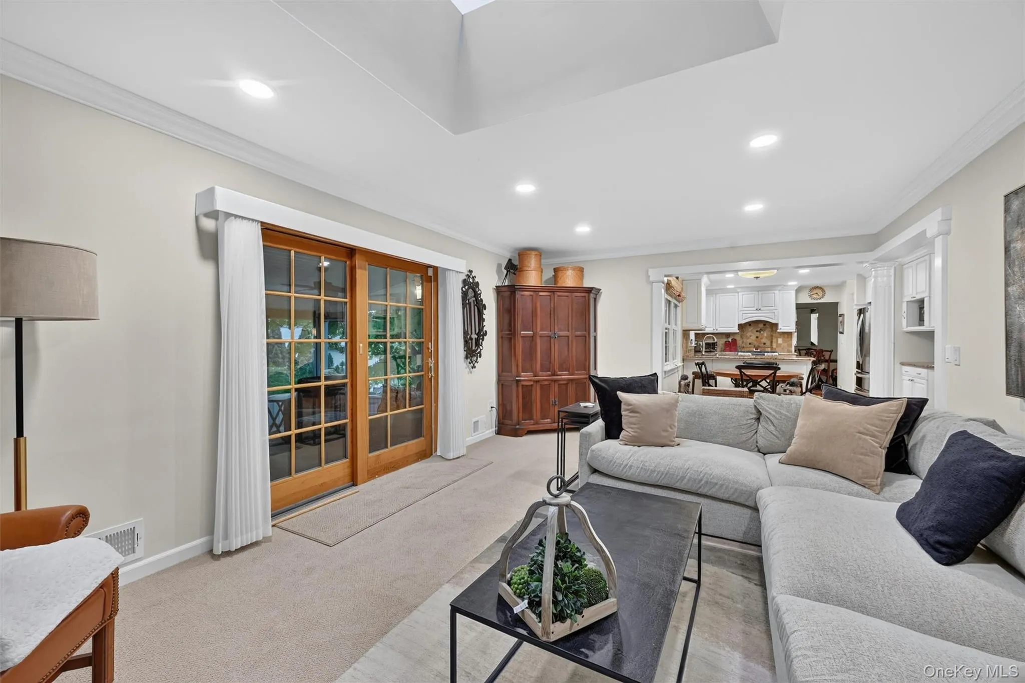 14 Tyler Place, Clarkstown, NY, 4 Bedrooms Bedrooms, 10 Rooms Rooms,2 BathroomsBathrooms,Residential,For Rent,Tyler,0,KEY1012908 14 Tyler Place, Clarkstown, NY, 4 Bedrooms Bedrooms, 10 Rooms Rooms,2 BathroomsBathrooms,Residential,For Rent,Tyler,0,KEY1012908